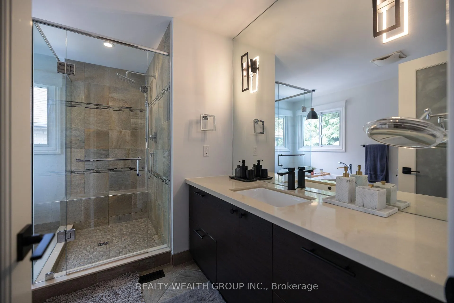 Photo 14 of 51 Haskell Crescent, Aurora, Aurora Highlands — HOMEH