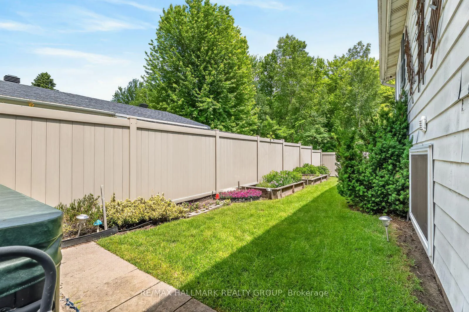 Photo 39 of 1445 Matheson Road, Ottawa, Carson Grove — HOMEH