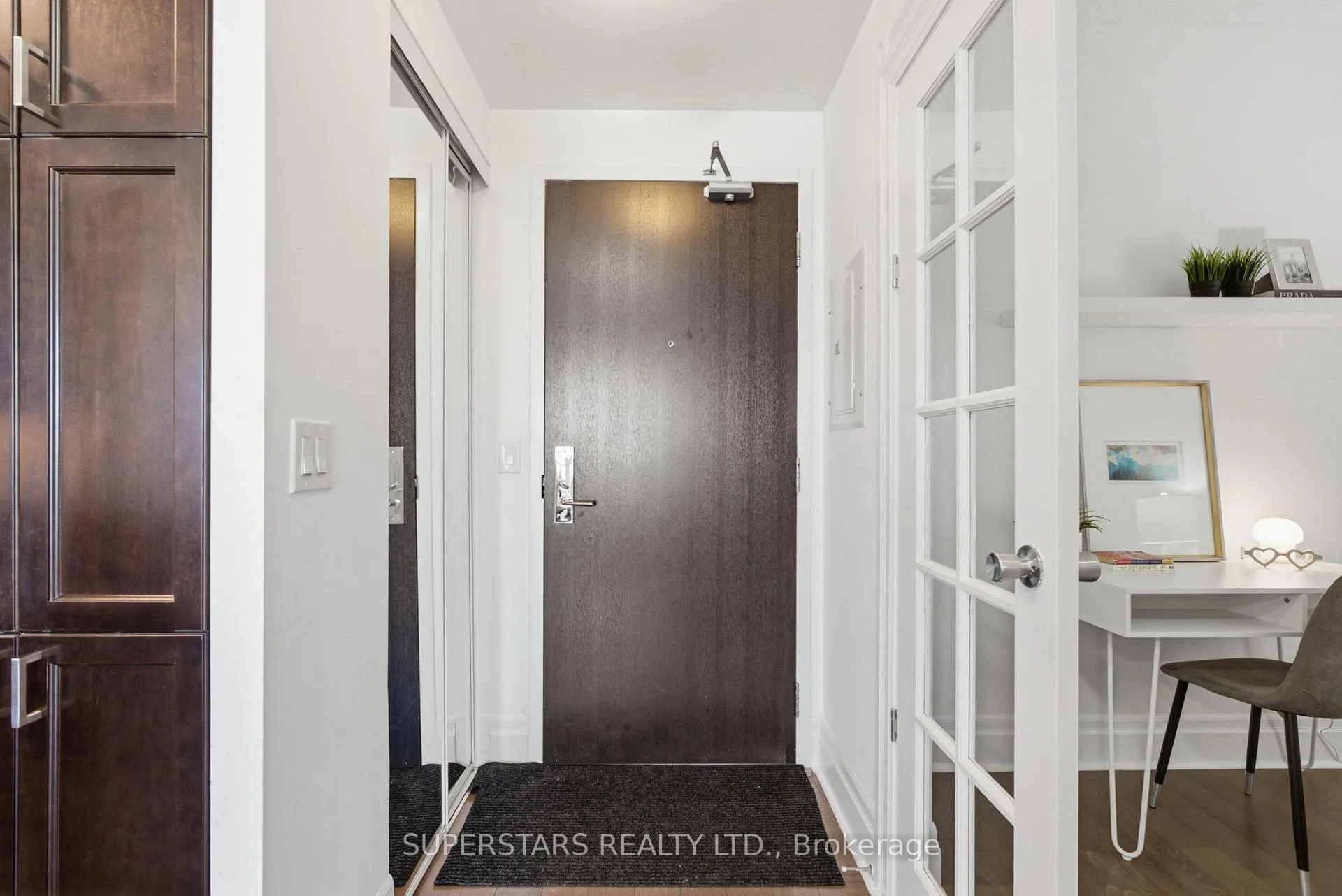 Photo 5 of Unit 305, 151 Upper Duke Crescent, Markham, Unionville — HOMEH