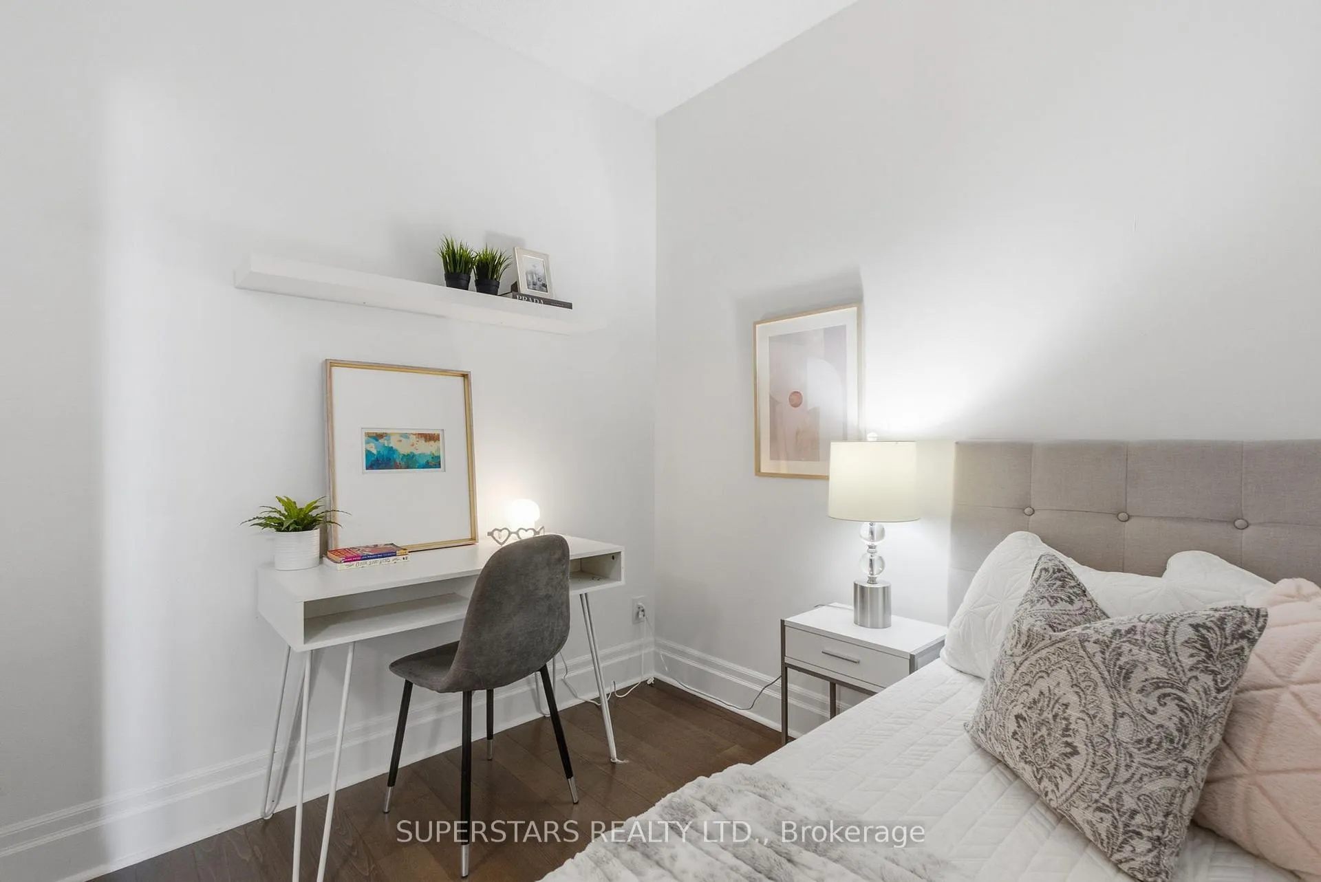 Photo 7 of Unit 305, 151 Upper Duke Crescent, Markham, Unionville — HOMEH