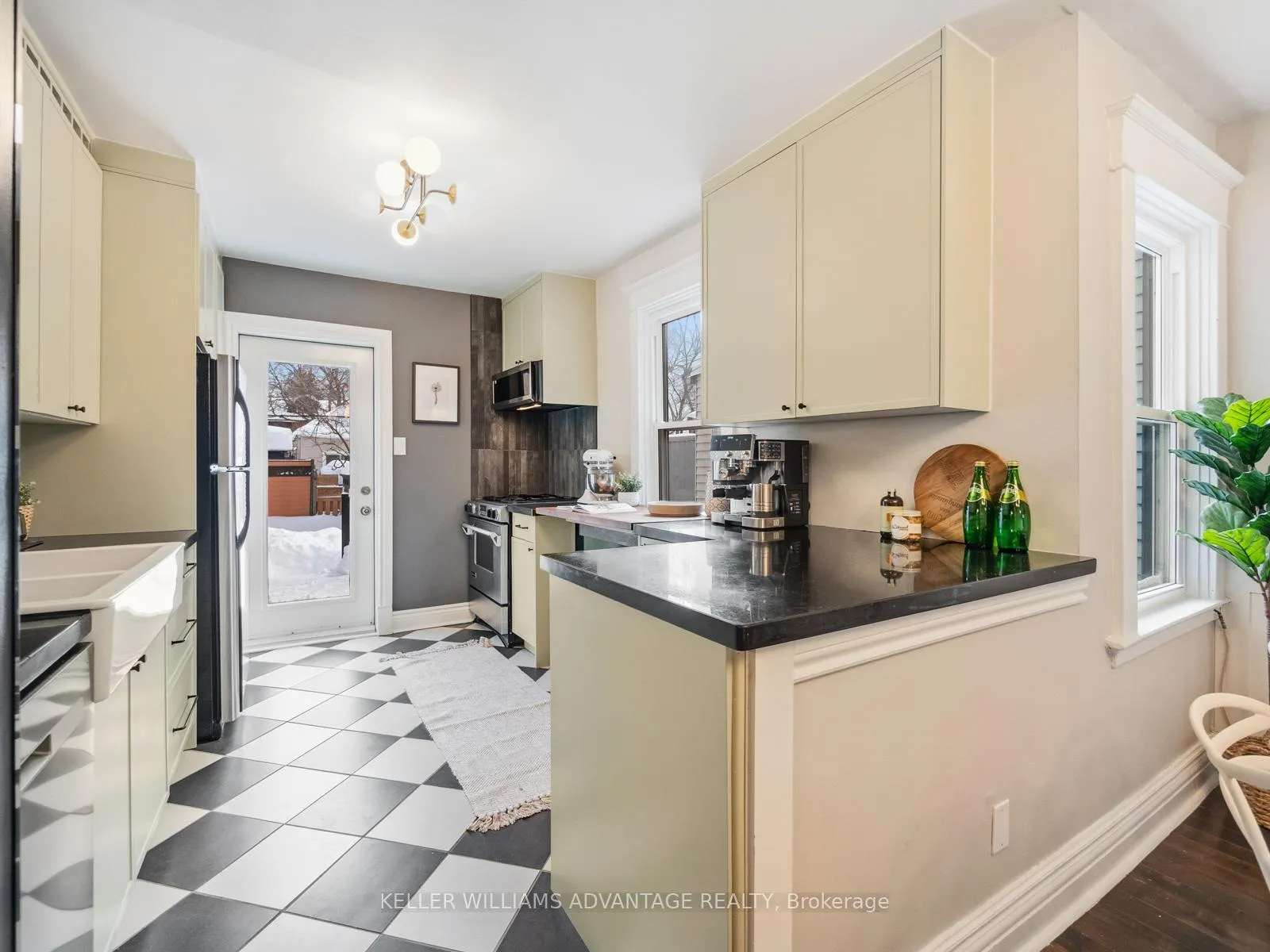 Photo 8 of 9 Condor Avenue, Toronto, Blake-Jones — HOMEH