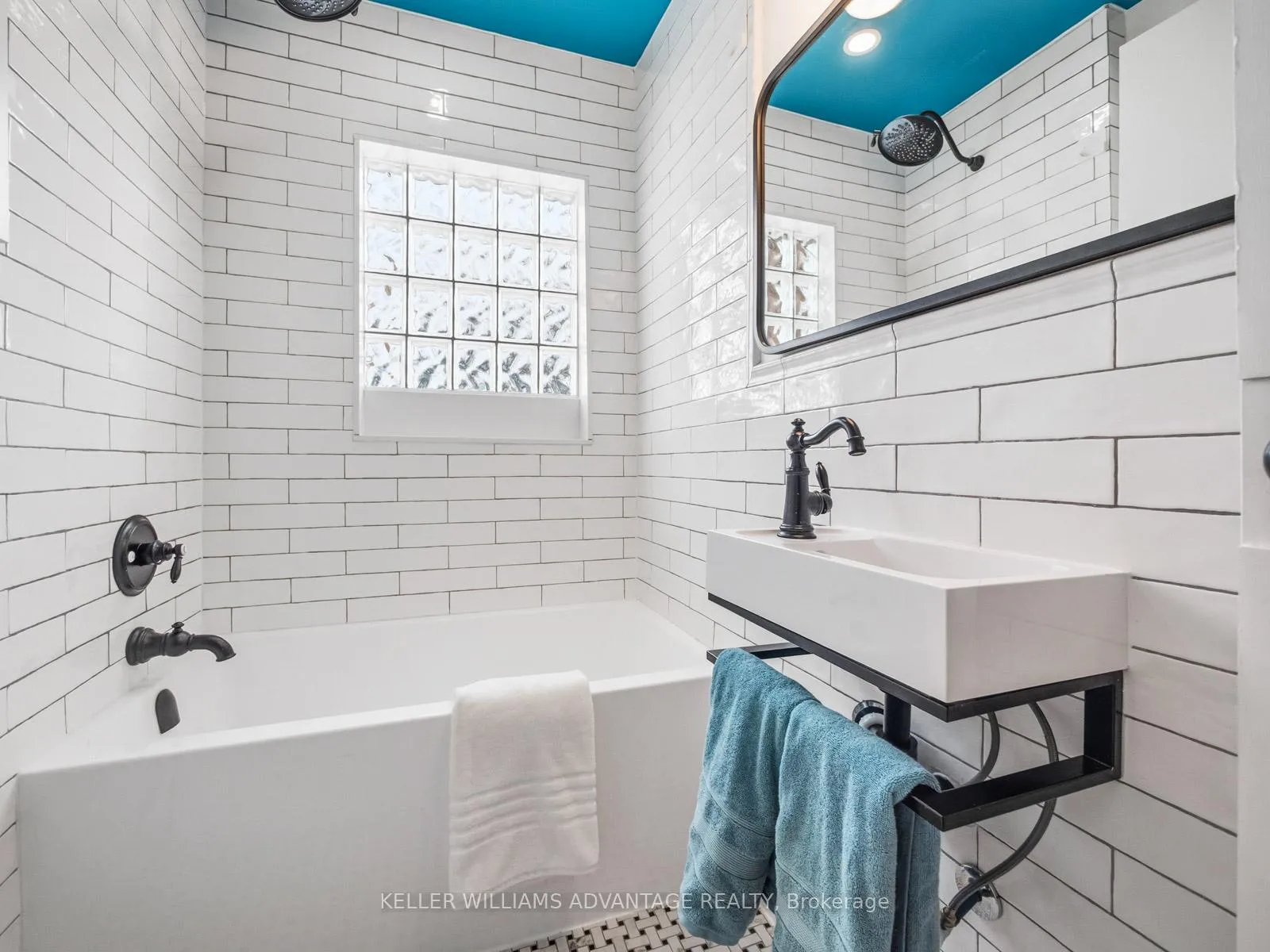 Photo 18 of 9 Condor Avenue, Toronto, Blake-Jones — HOMEH