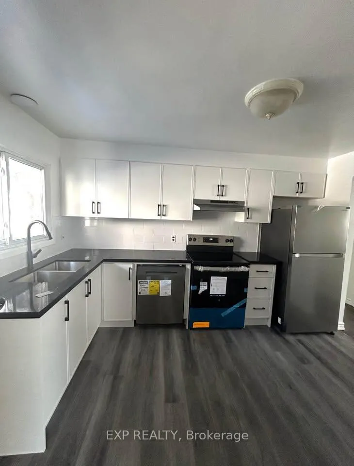 Front of Unit 2, 490 Stewart Street