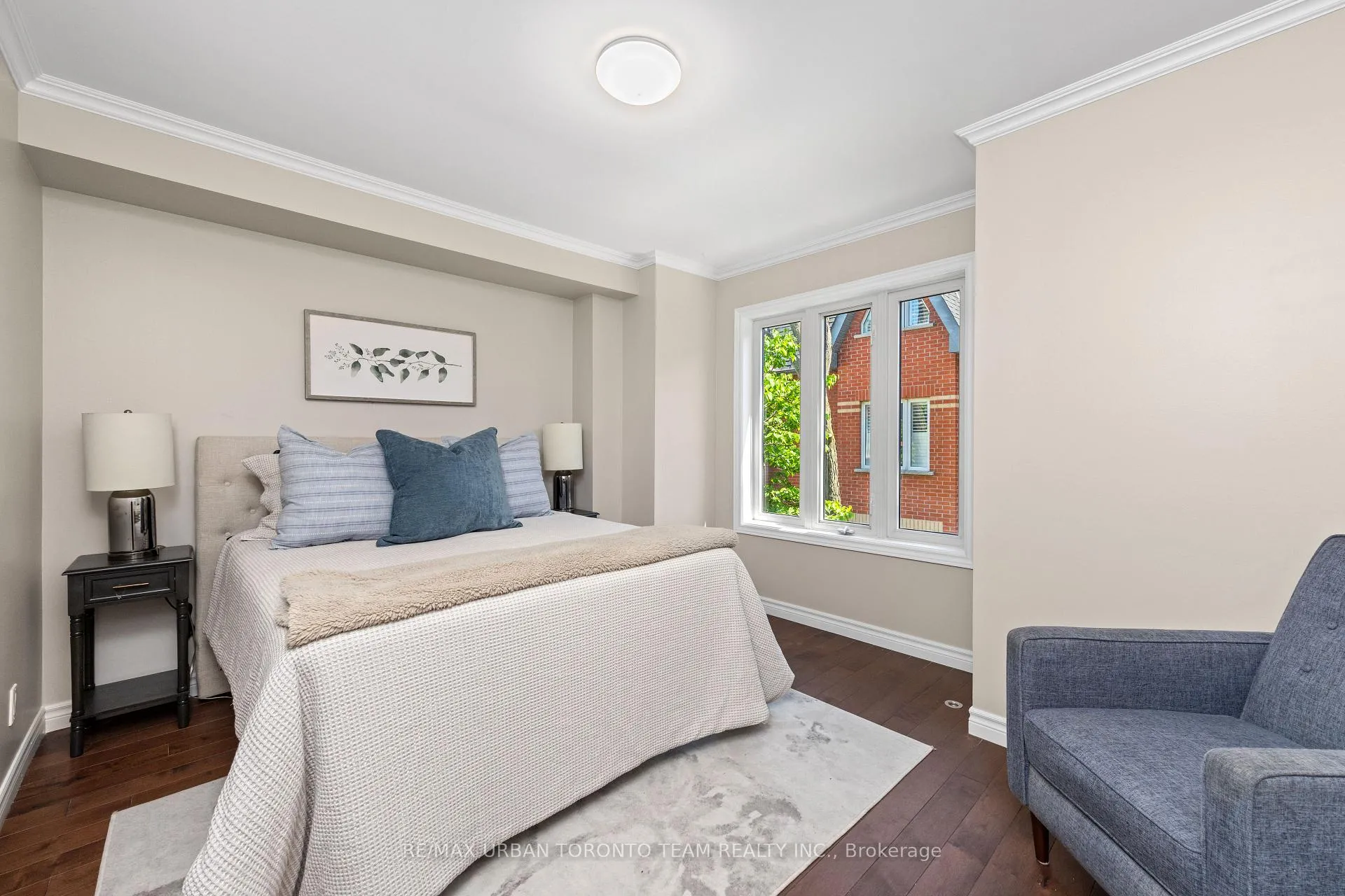 Photo 10 of 12 Old Primrose Lane, Toronto, Regent Park — HOMEH