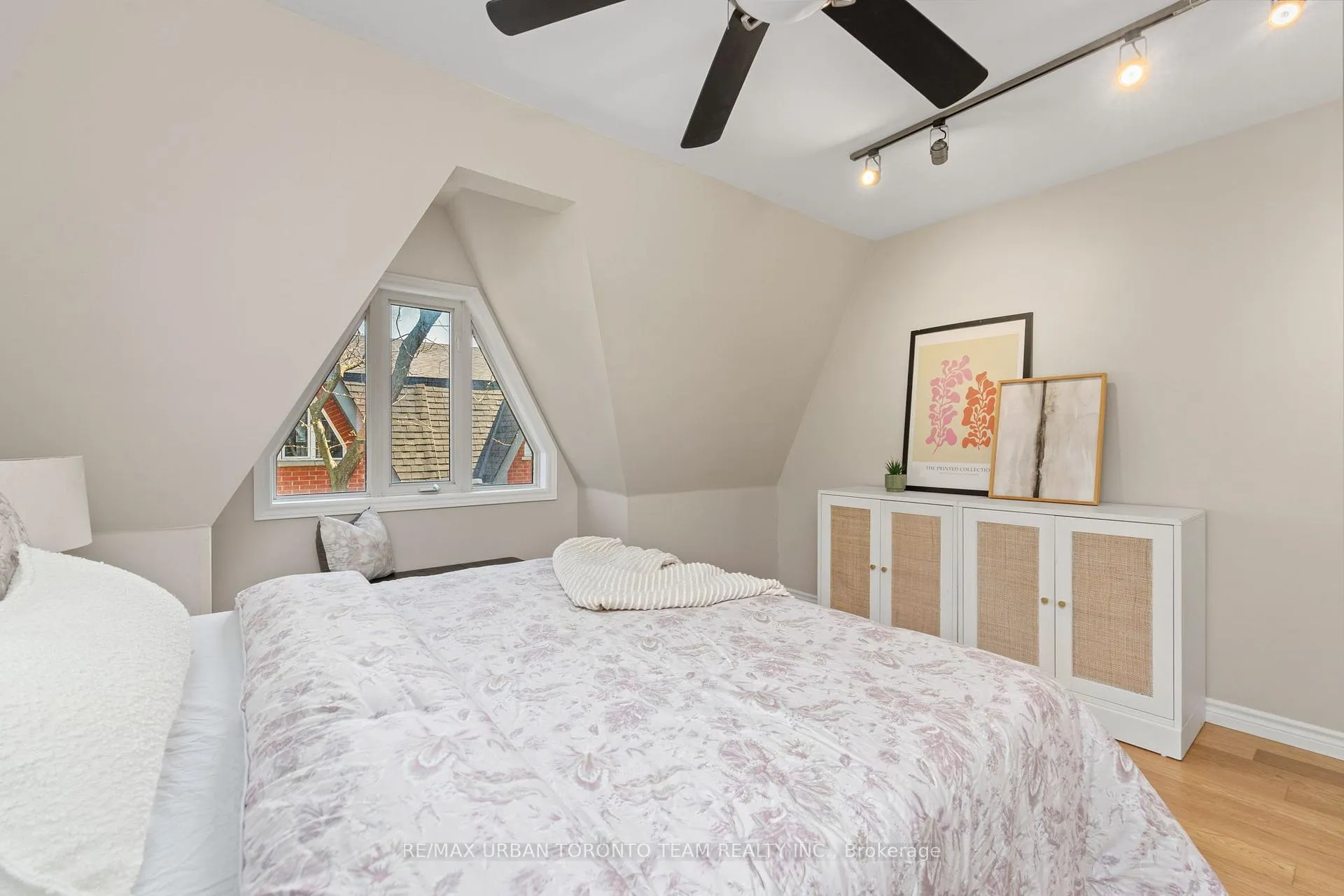 Photo 19 of 12 Old Primrose Lane, Toronto, Regent Park — HOMEH