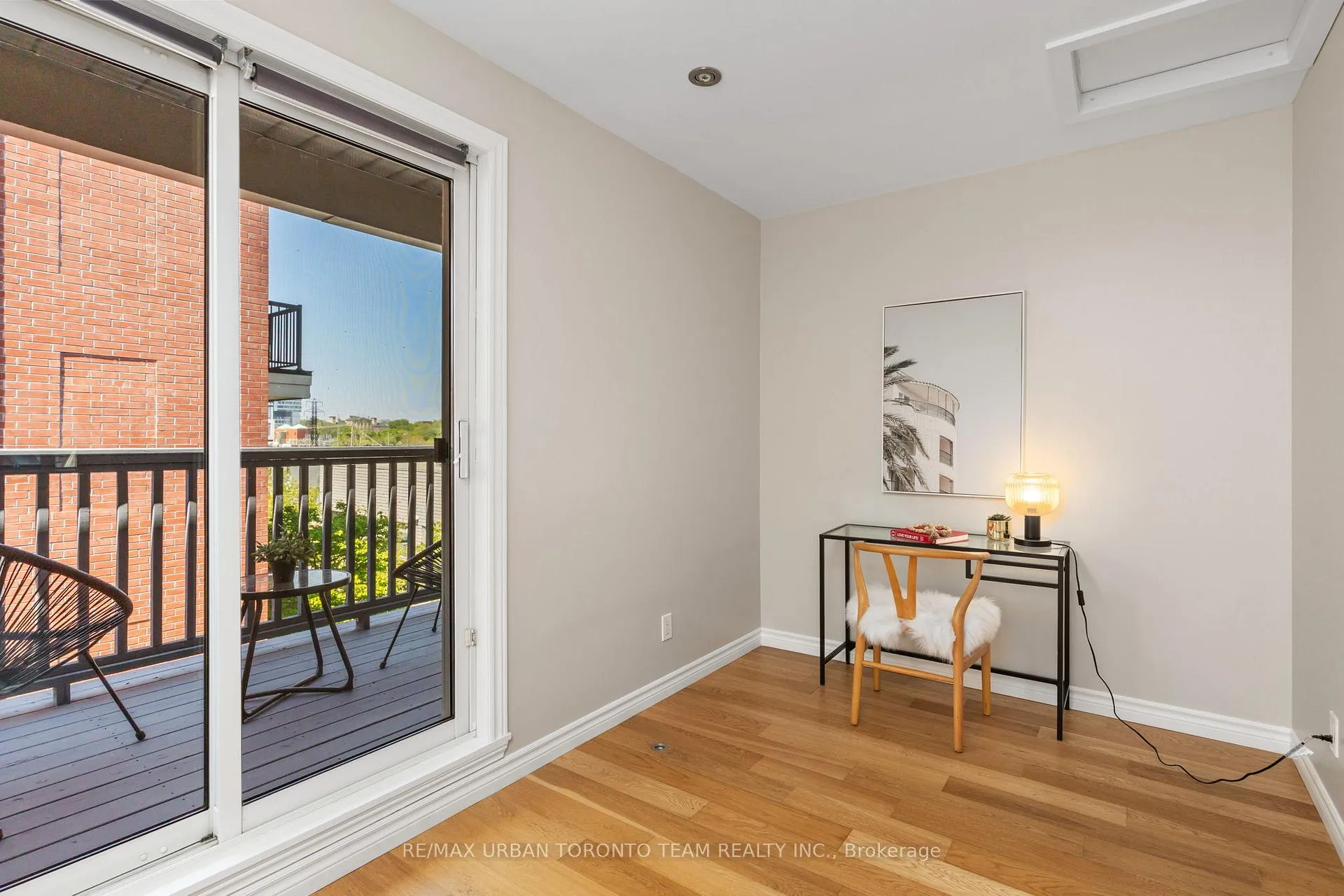 Photo 21 of 12 Old Primrose Lane, Toronto, Regent Park — HOMEH