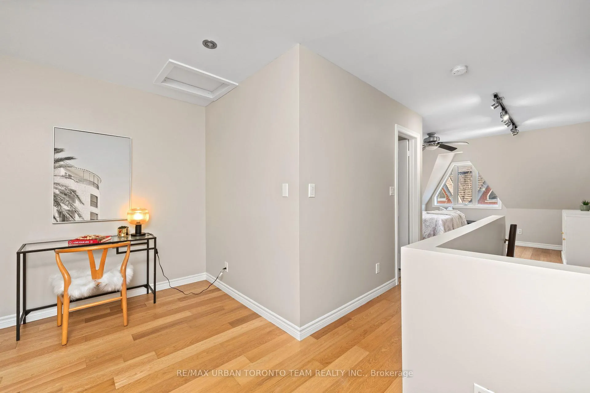 Photo 22 of 12 Old Primrose Lane, Toronto, Regent Park — HOMEH