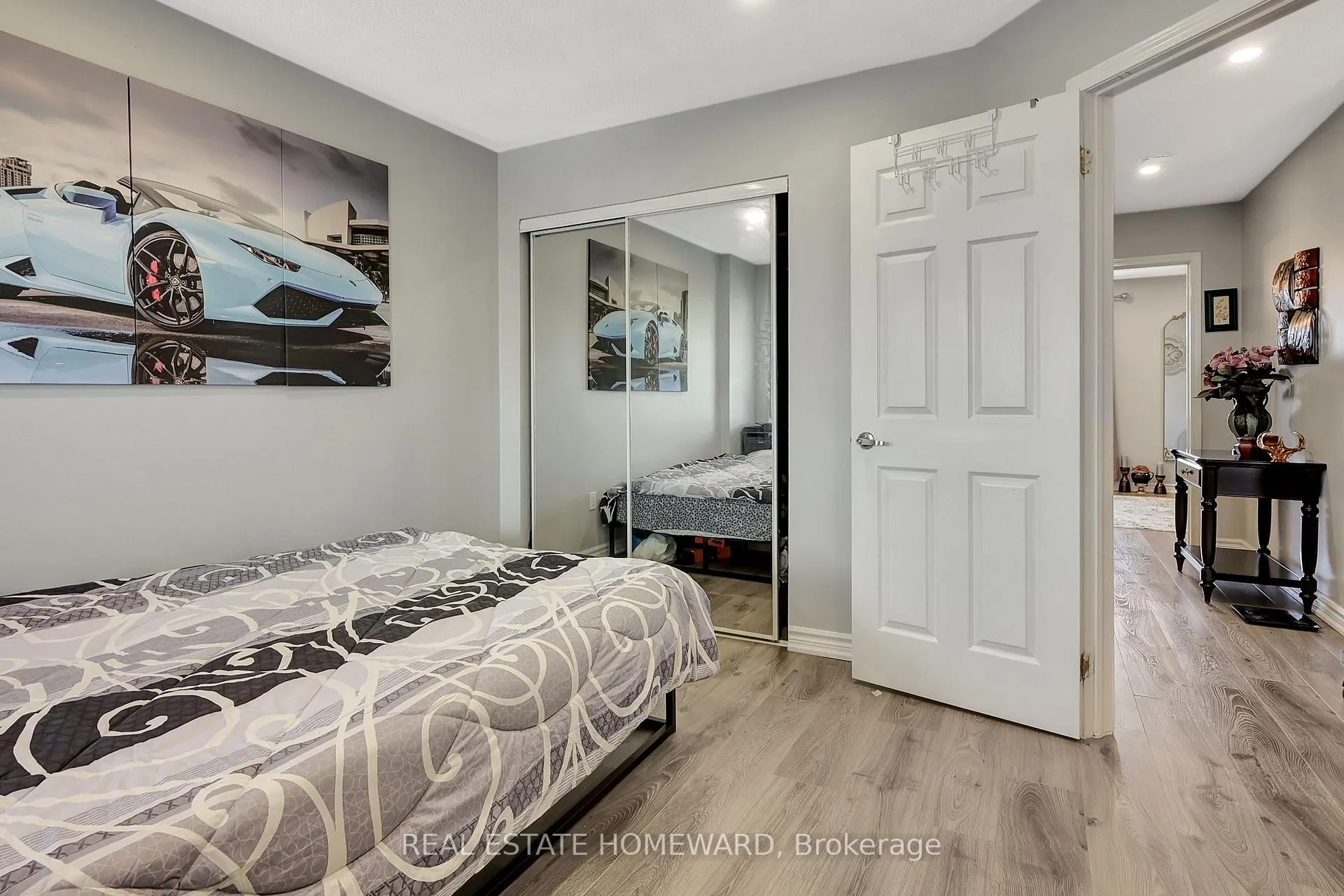Photo 16 of 166 Hutton Place, Clarington, Bowmanville — HOMEH