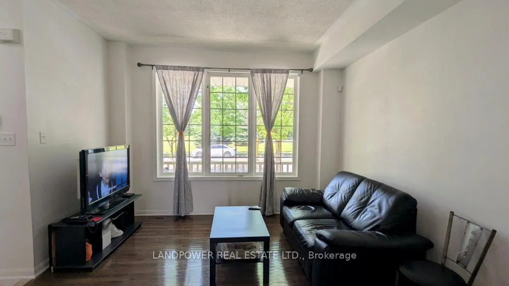 Photo 2 of 81 White's Hill Avenue, Markham, Cornell — HOMEH