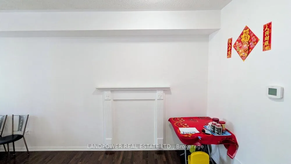 Photo 3 of 81 White's Hill Avenue, Markham, Cornell — HOMEH