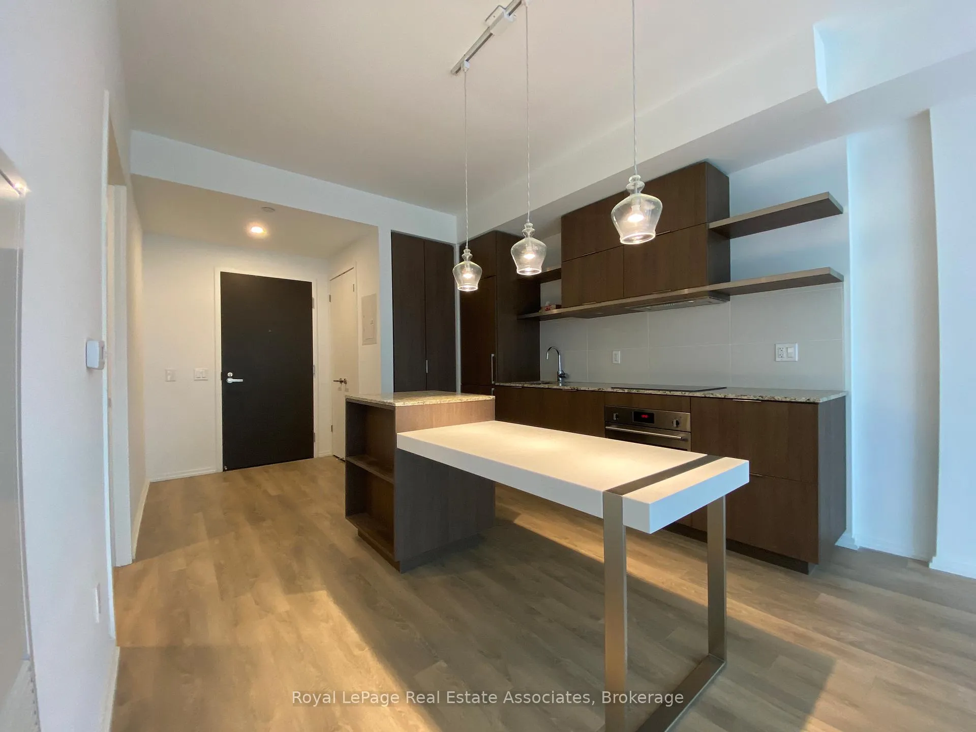Photo 3 of Unit 1207, 197 Yonge Street, Toronto, Church-Yonge Corridor — HOMEH