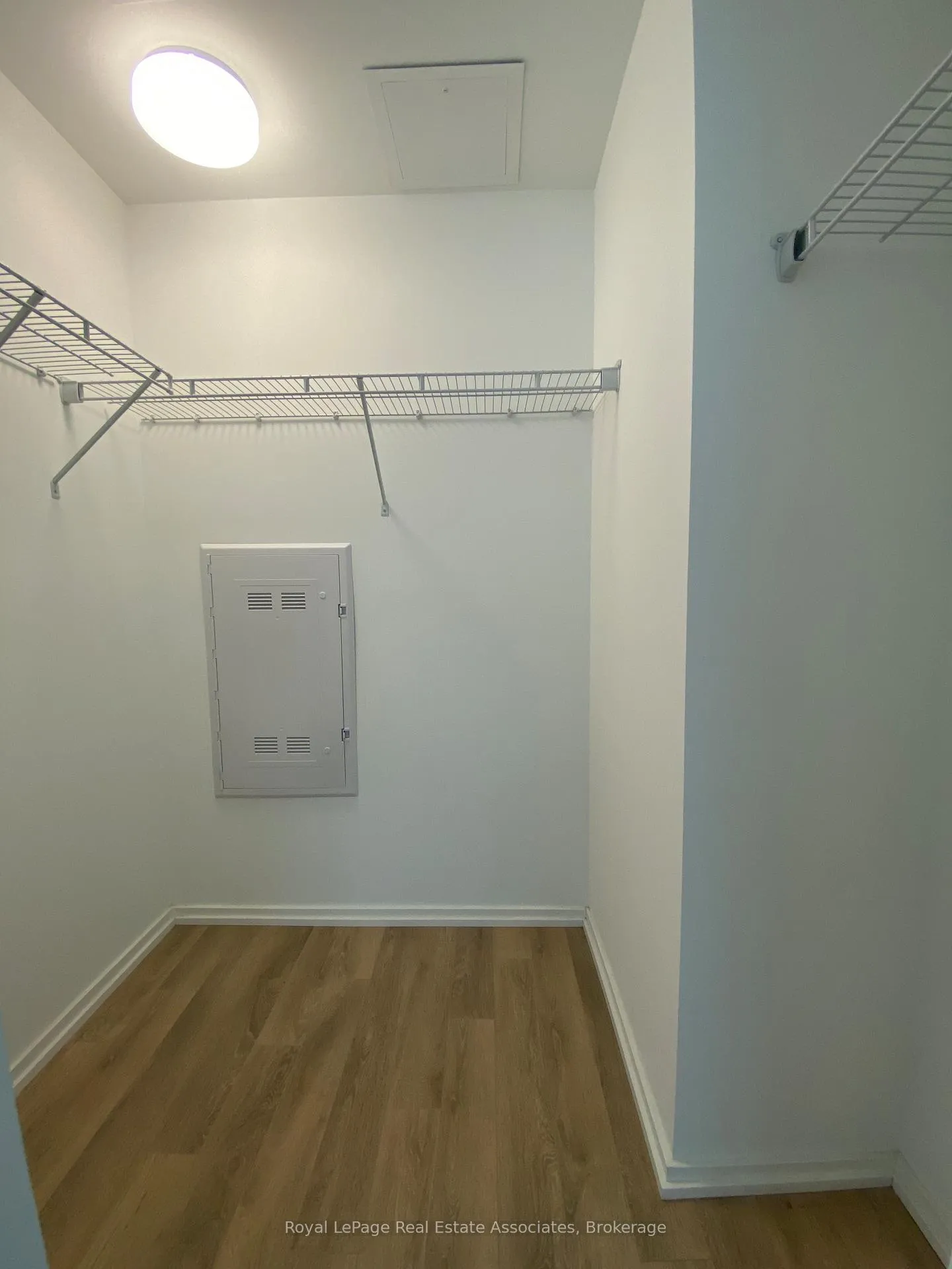 Photo 8 of Unit 1207, 197 Yonge Street, Toronto, Church-Yonge Corridor — HOMEH