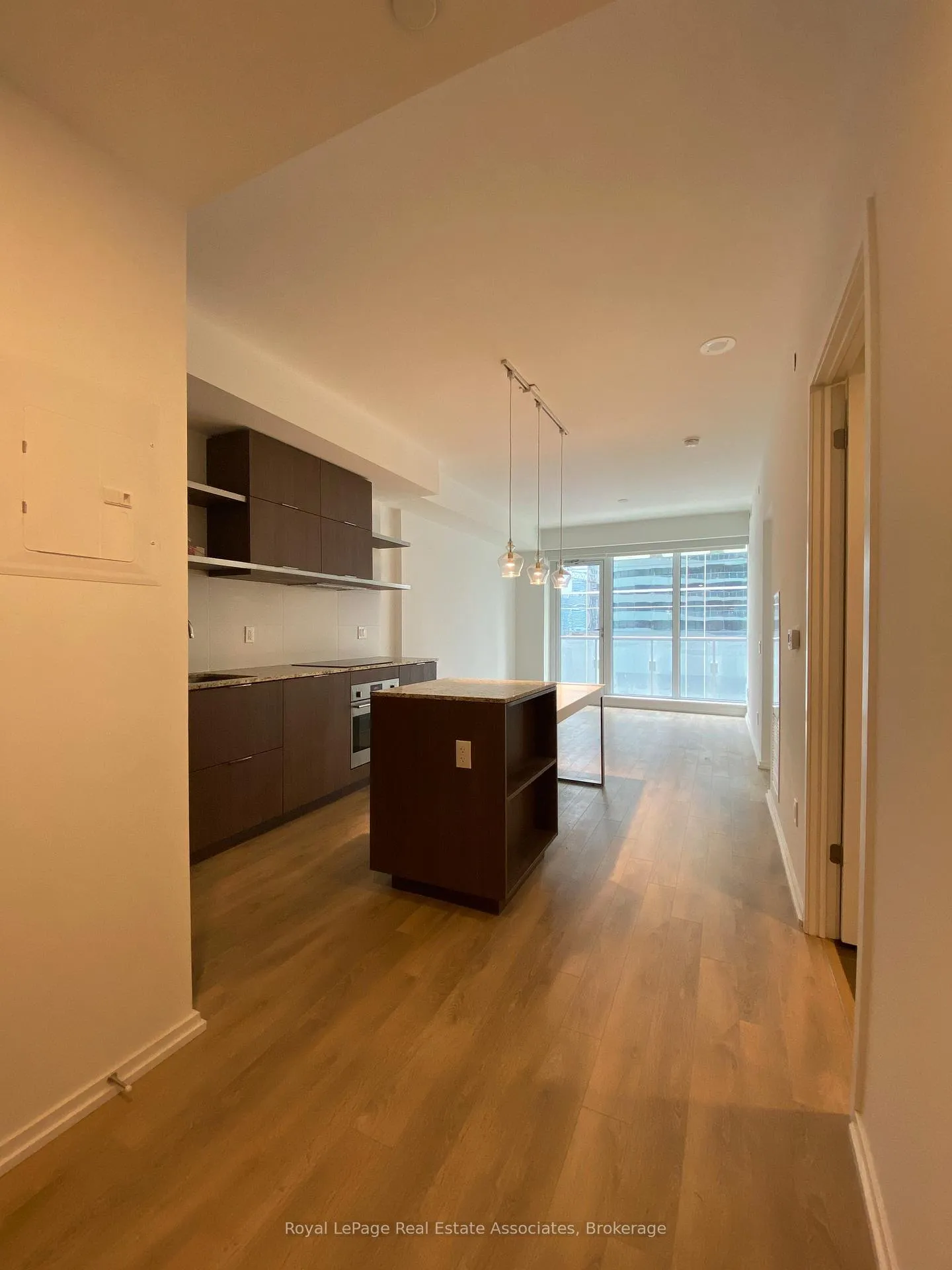 Photo 13 of Unit 1207, 197 Yonge Street, Toronto, Church-Yonge Corridor — HOMEH