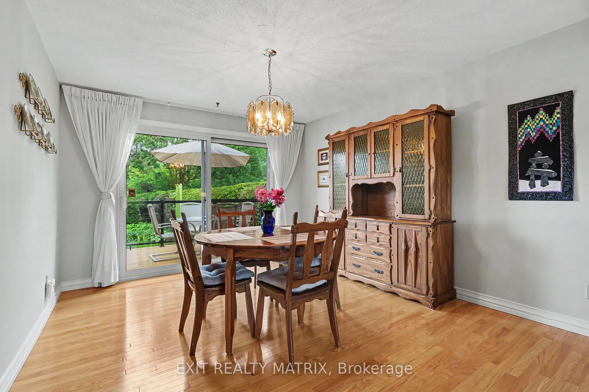 Photo 7 of 39 Tauvette Street, Ottawa, Blackburn Hamlet — HOMEH
