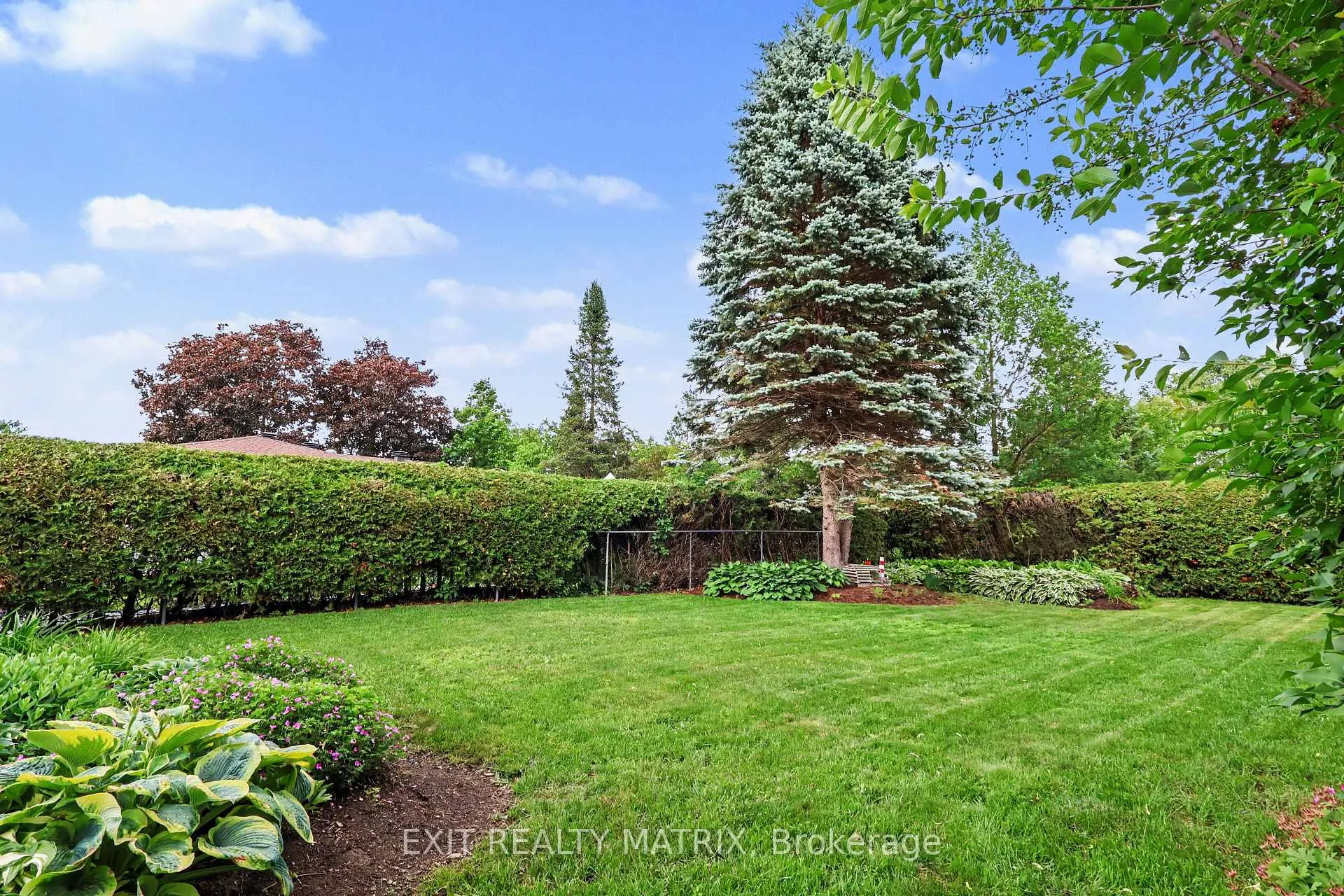 Photo 27 of 39 Tauvette Street, Ottawa, Blackburn Hamlet — HOMEH