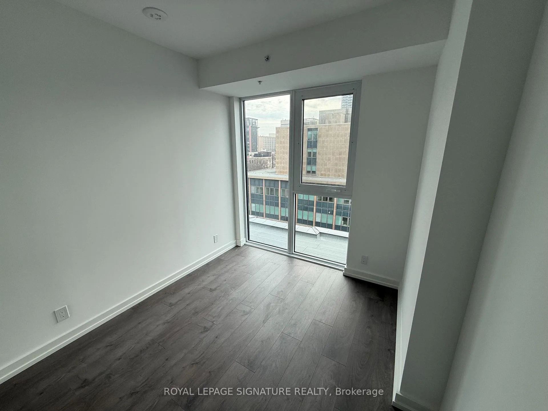Photo 10 of Unit 615, 75 James Street S, Hamilton, Corktown — HOMEH