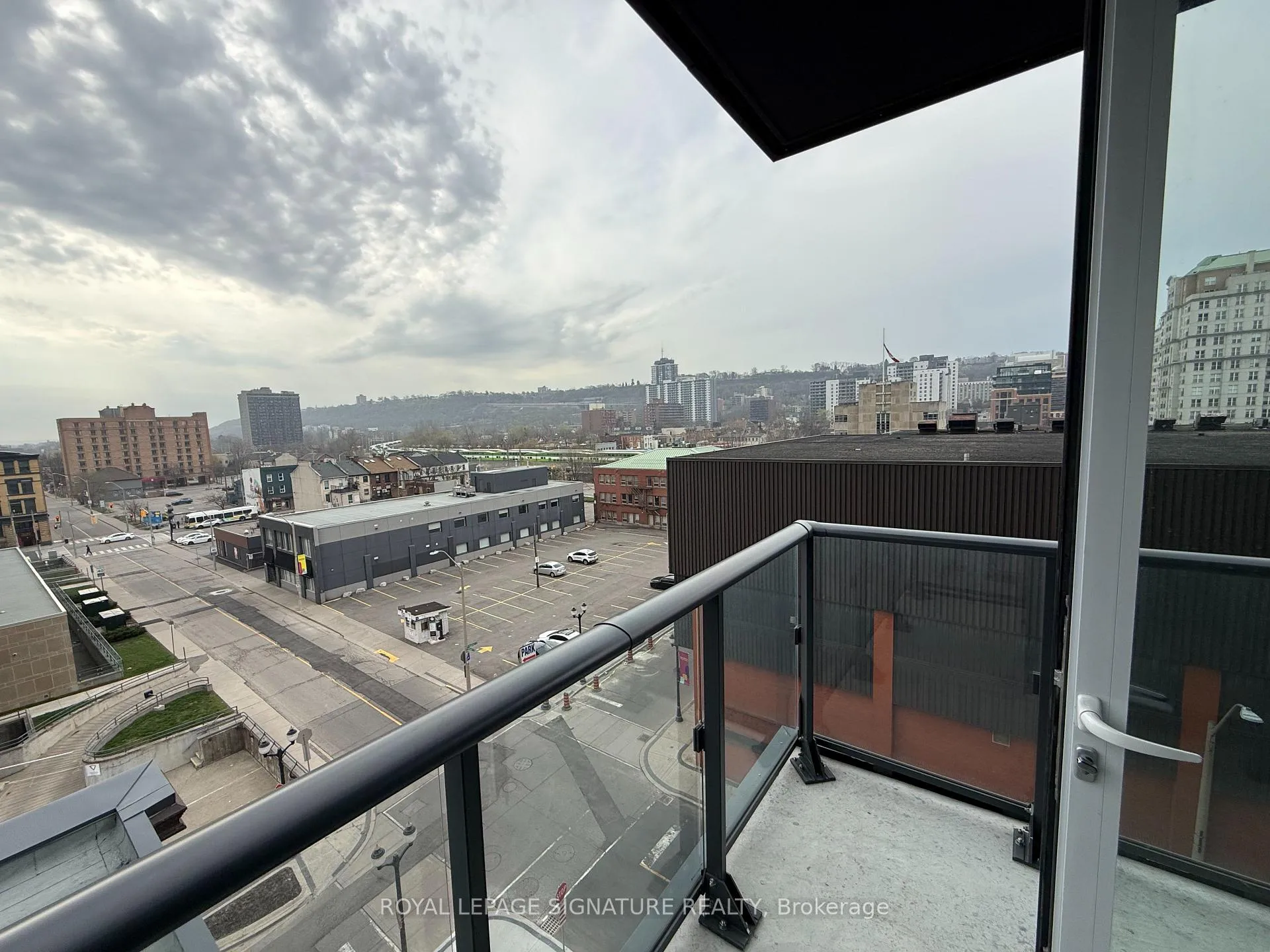 Photo 16 of Unit 615, 75 James Street S, Hamilton, Corktown — HOMEH