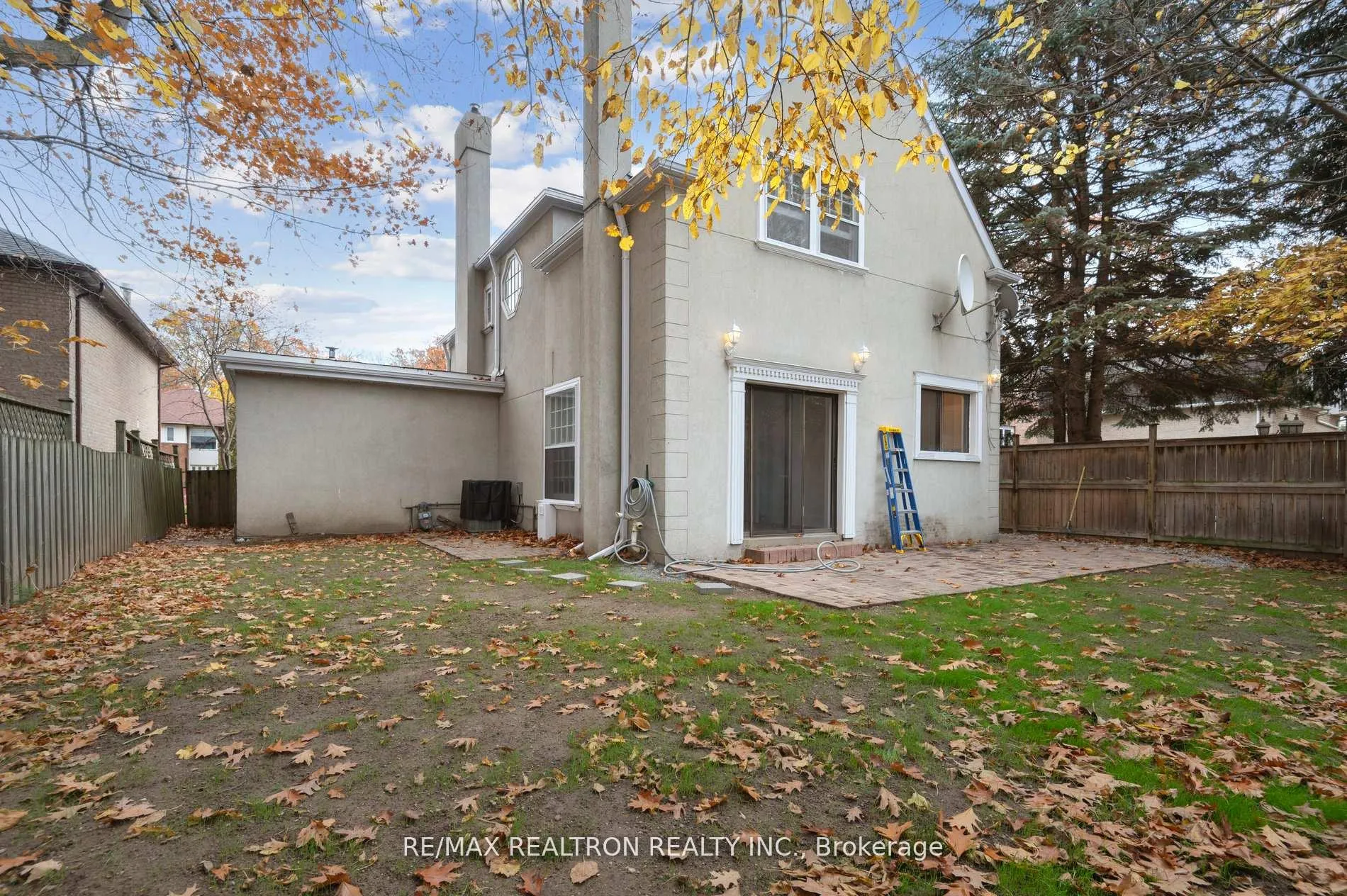 Photo 20 of 6 Woodvale Crescent, Toronto, East York — HOMEH