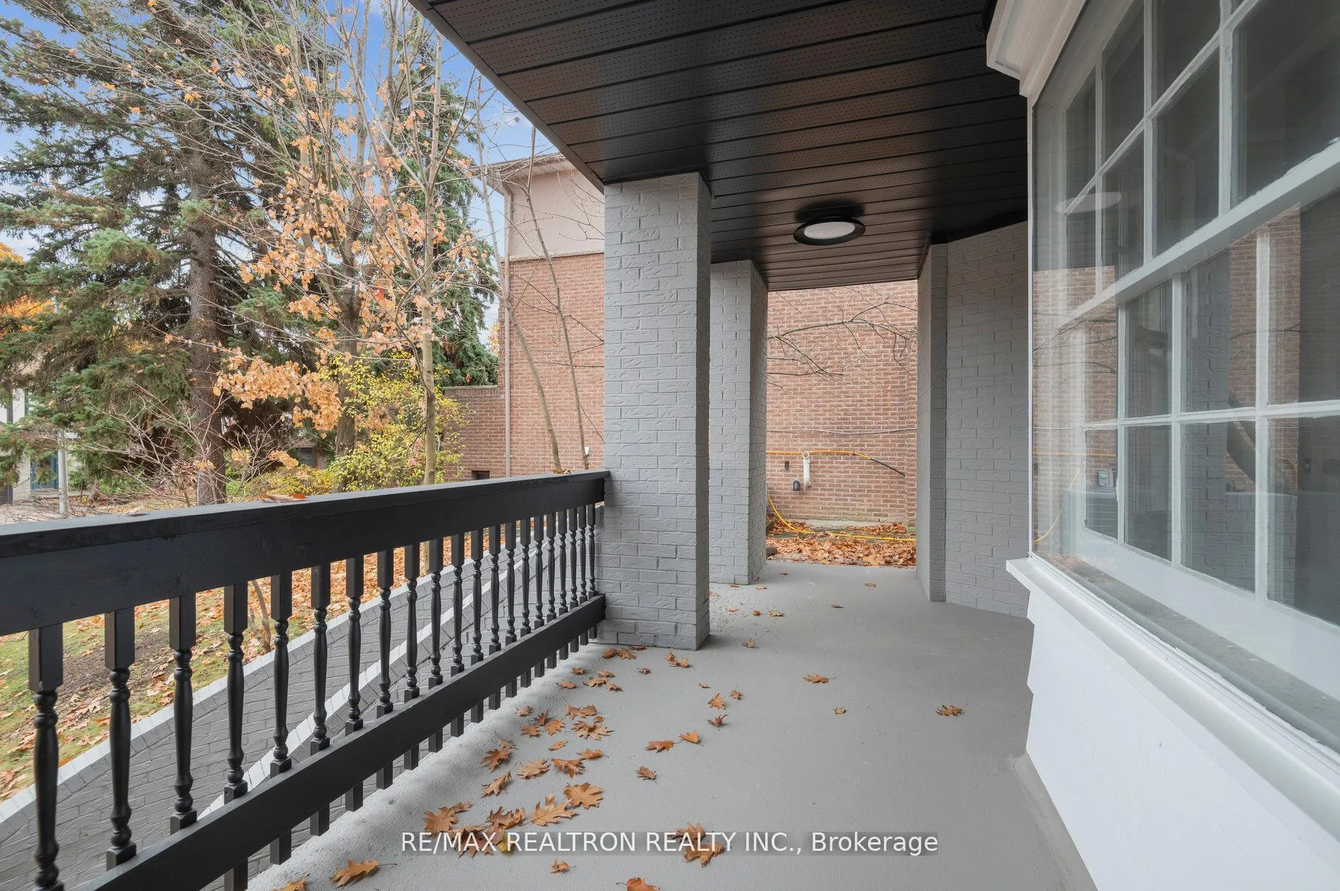 Photo 25 of 6 Woodvale Crescent, Toronto, East York — HOMEH
