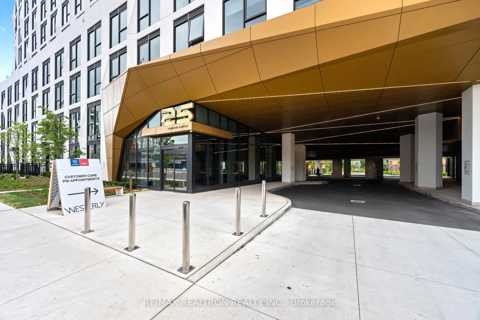 Photo 4 of Unit PH06, 25 Cordova Avenue, Etobicoke, Islington-City Centre West — HOMEH
