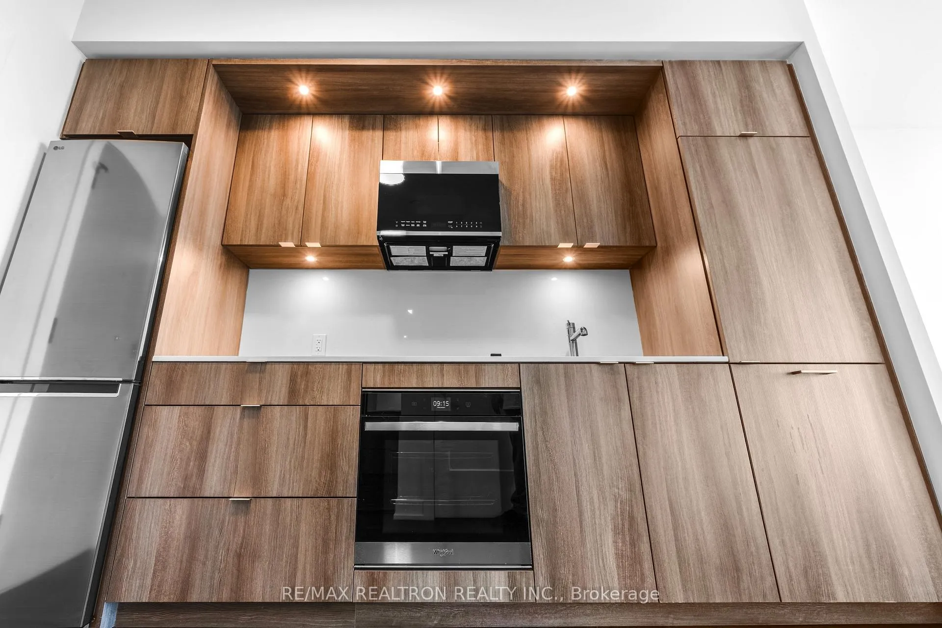 Photo 14 of Unit PH06, 25 Cordova Avenue, Etobicoke, Islington-City Centre West — HOMEH