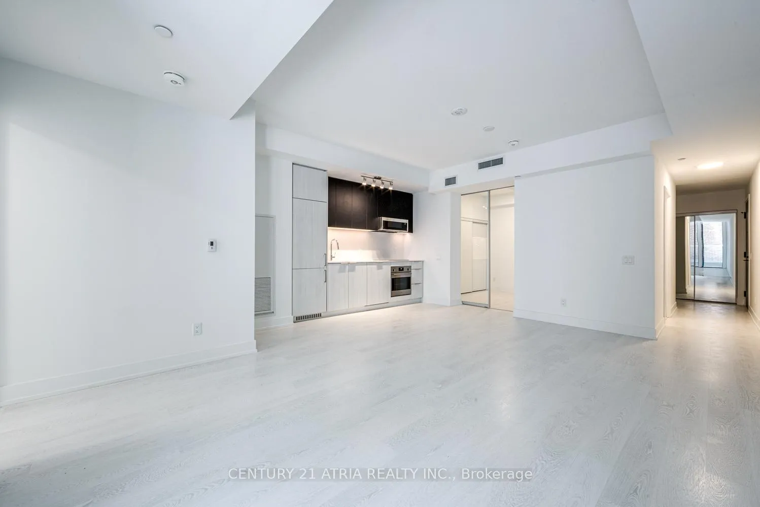 Photo 3 of Unit 204, 308 Jarvis Street, Toronto, Waterfront Communities — HOMEH