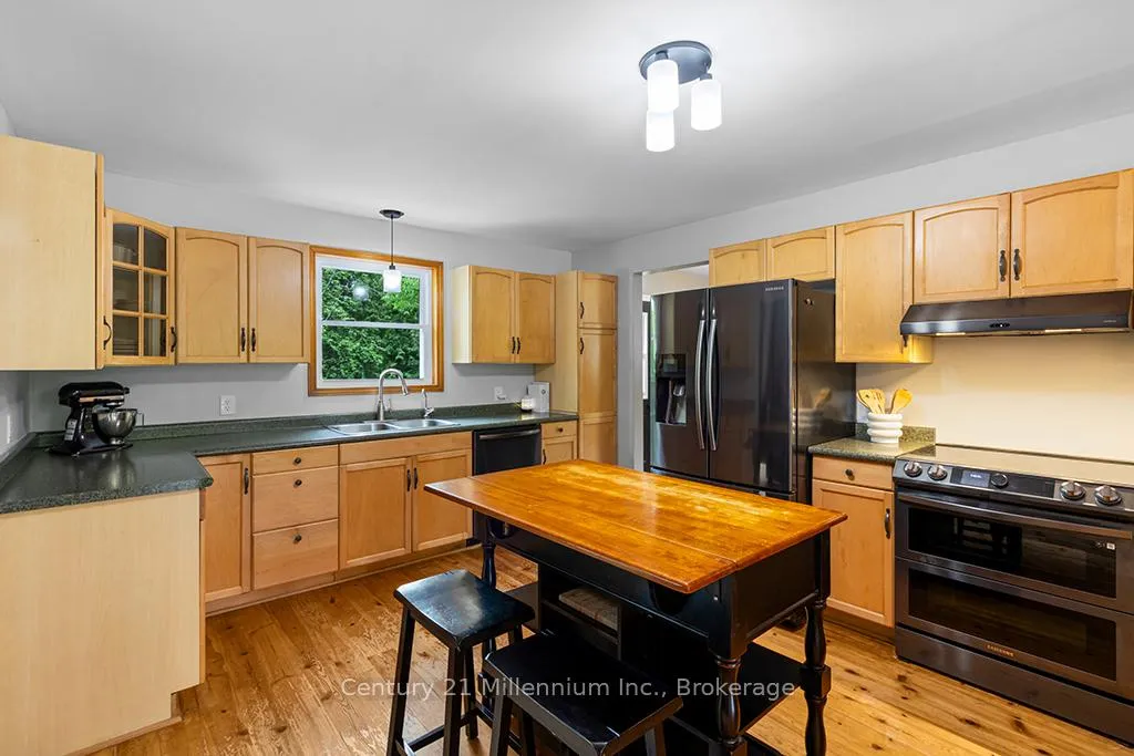 Photo 11 of 245650 22 Side Road, Meaford — HOMEH