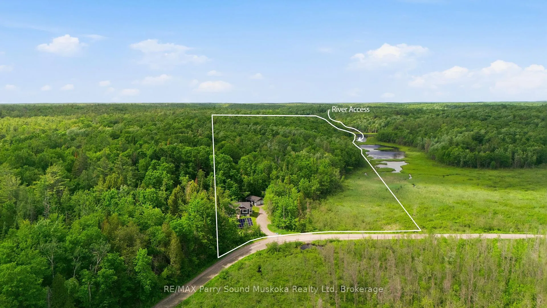 Photo 3 of 1087 Prospect Lake Road, Bracebridge, Draper — HOMEH