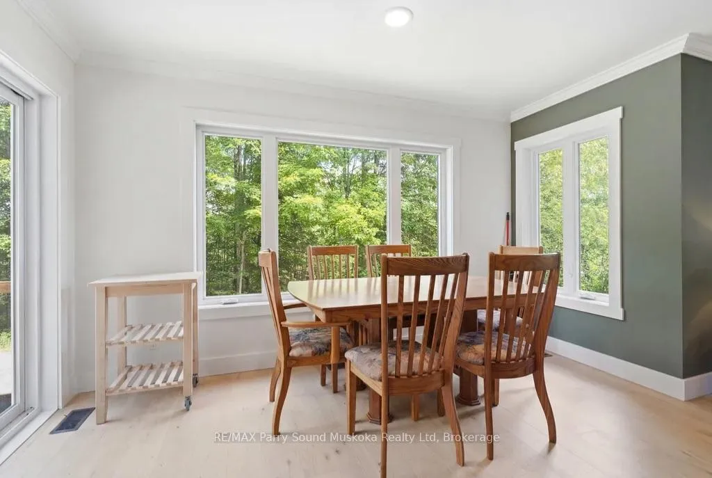 Photo 10 of 1087 Prospect Lake Road, Bracebridge, Draper — HOMEH