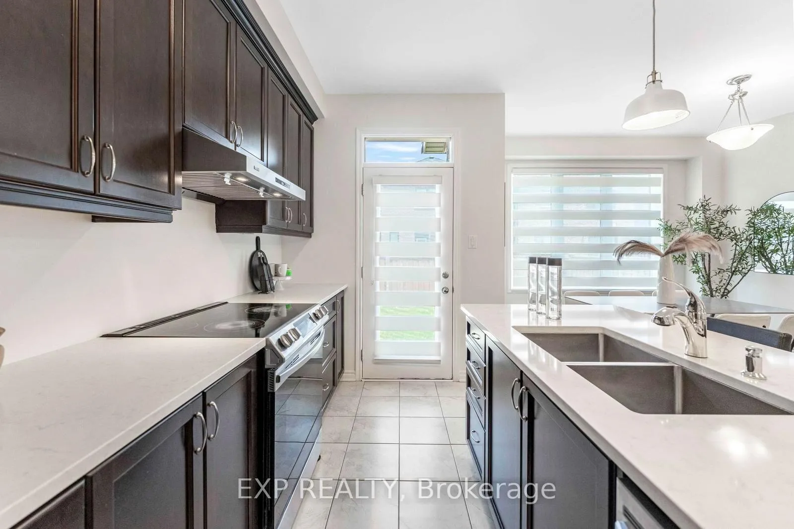 Photo 16 of 21 Boat Street, Brampton, Northwest Brampton — HOMEH
