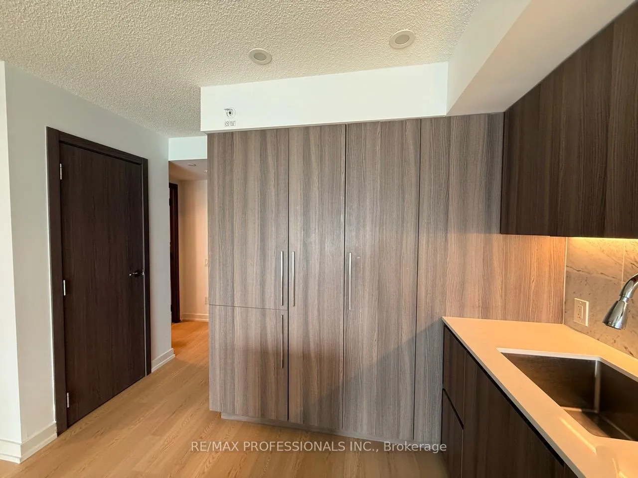Photo 10 of Unit 1708, 19 Bathurst Street, Toronto, Waterfront Communities — HOMEH