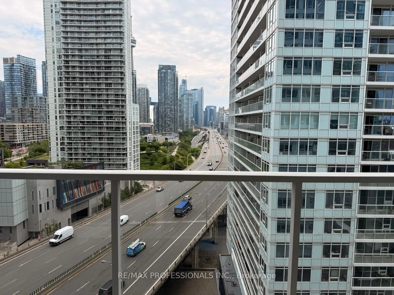 Photo 23 of Unit 1708, 19 Bathurst Street, Toronto, Waterfront Communities — HOMEH