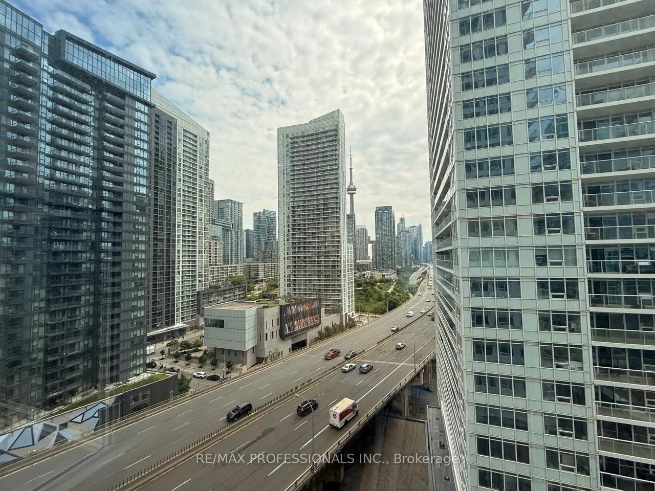 Photo 25 of Unit 1708, 19 Bathurst Street, Toronto, Waterfront Communities — HOMEH