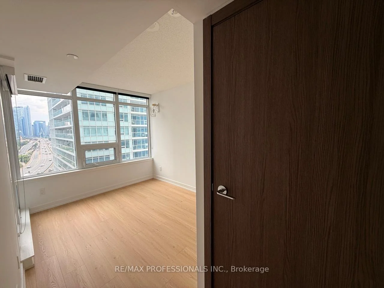 Photo 73 of Unit 1708, 19 Bathurst Street, Toronto, Waterfront Communities — HOMEH
