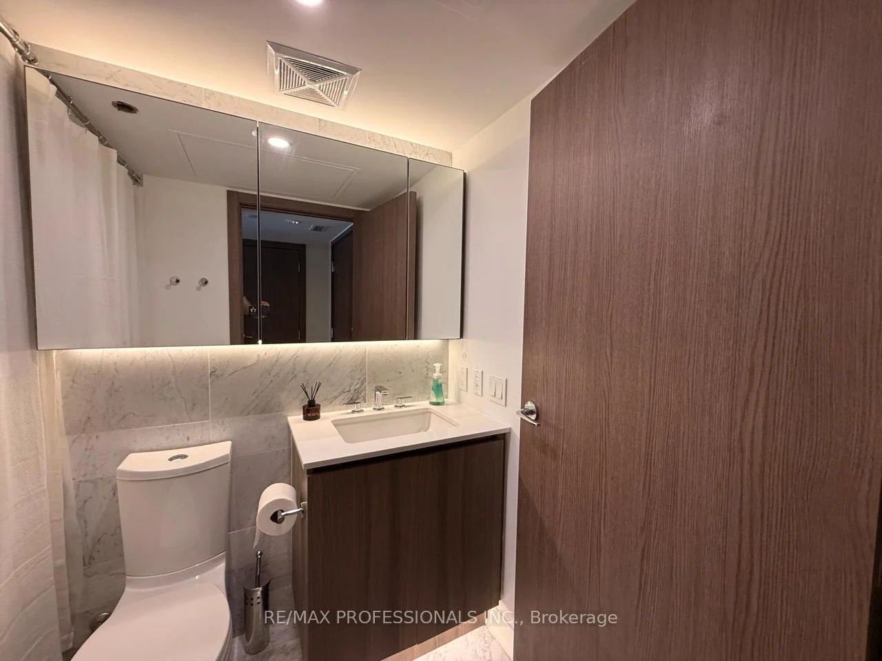 Photo 77 of Unit 1708, 19 Bathurst Street, Toronto, Waterfront Communities — HOMEH