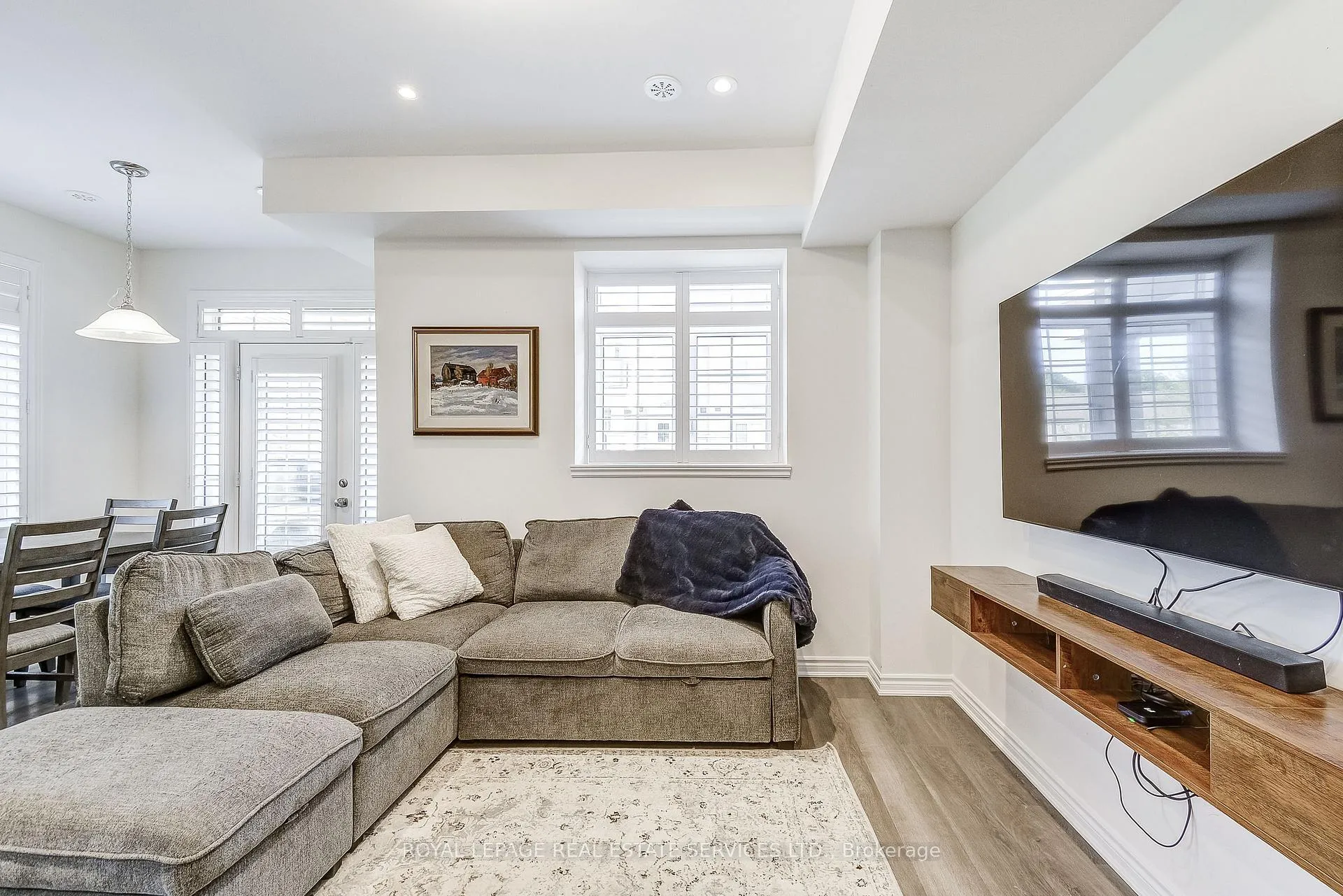 Photo 10 of Unit 14, 305 Garner Road W, Hamilton, Ancaster — HOMEH
