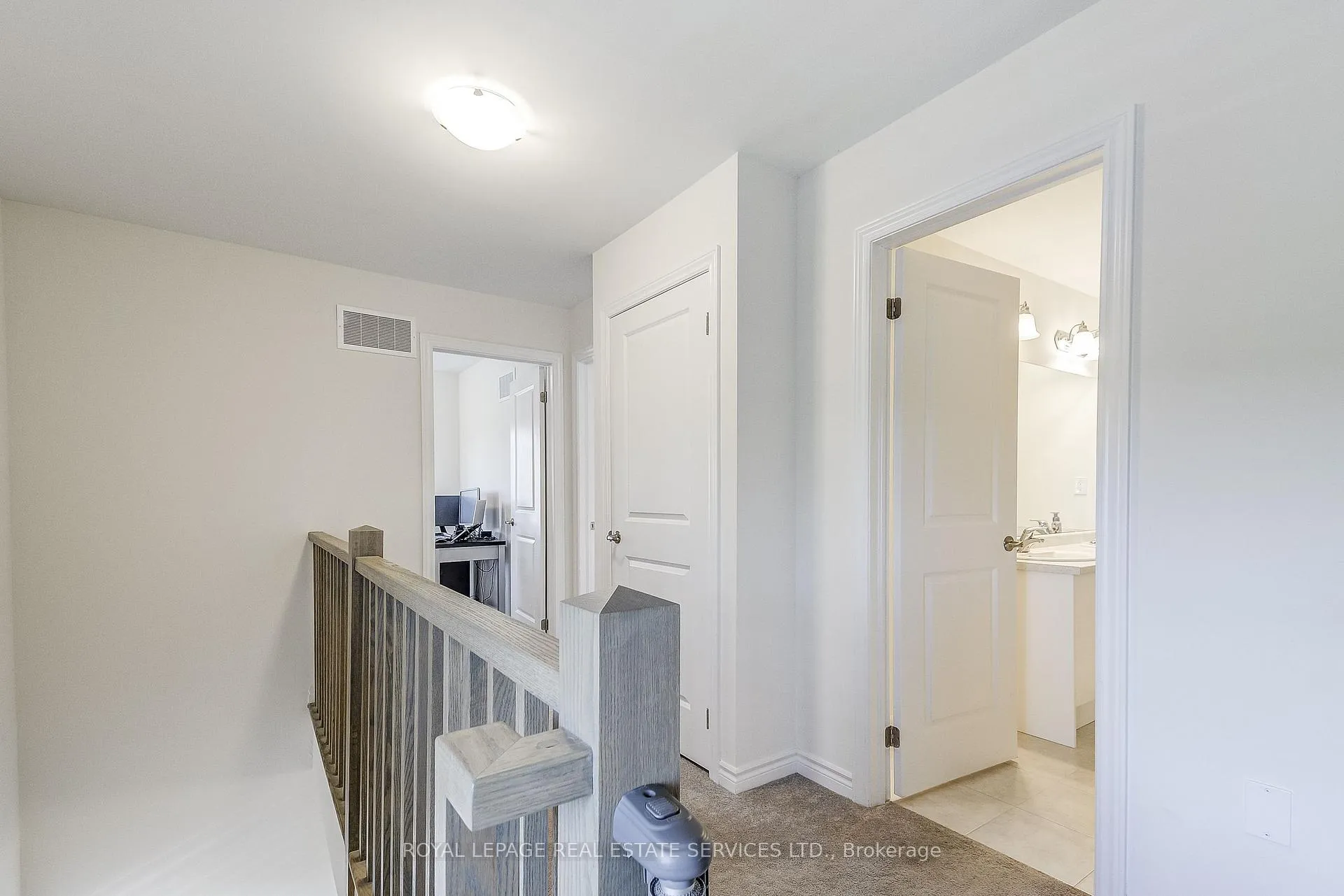 Photo 20 of Unit 14, 305 Garner Road W, Hamilton, Ancaster — HOMEH
