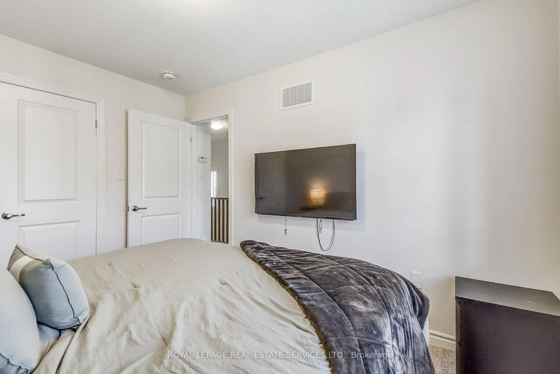 Photo 23 of Unit 14, 305 Garner Road W, Hamilton, Ancaster — HOMEH