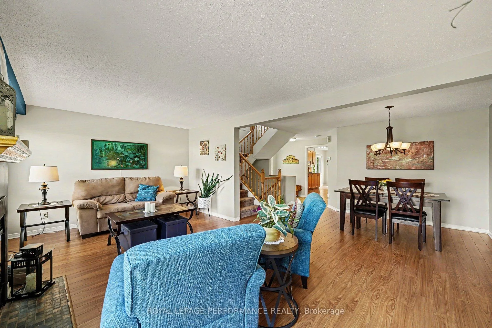 Photo 6 of 6145 Oak Meadows Drive, Ottawa, Chapel Hill — HOMEH