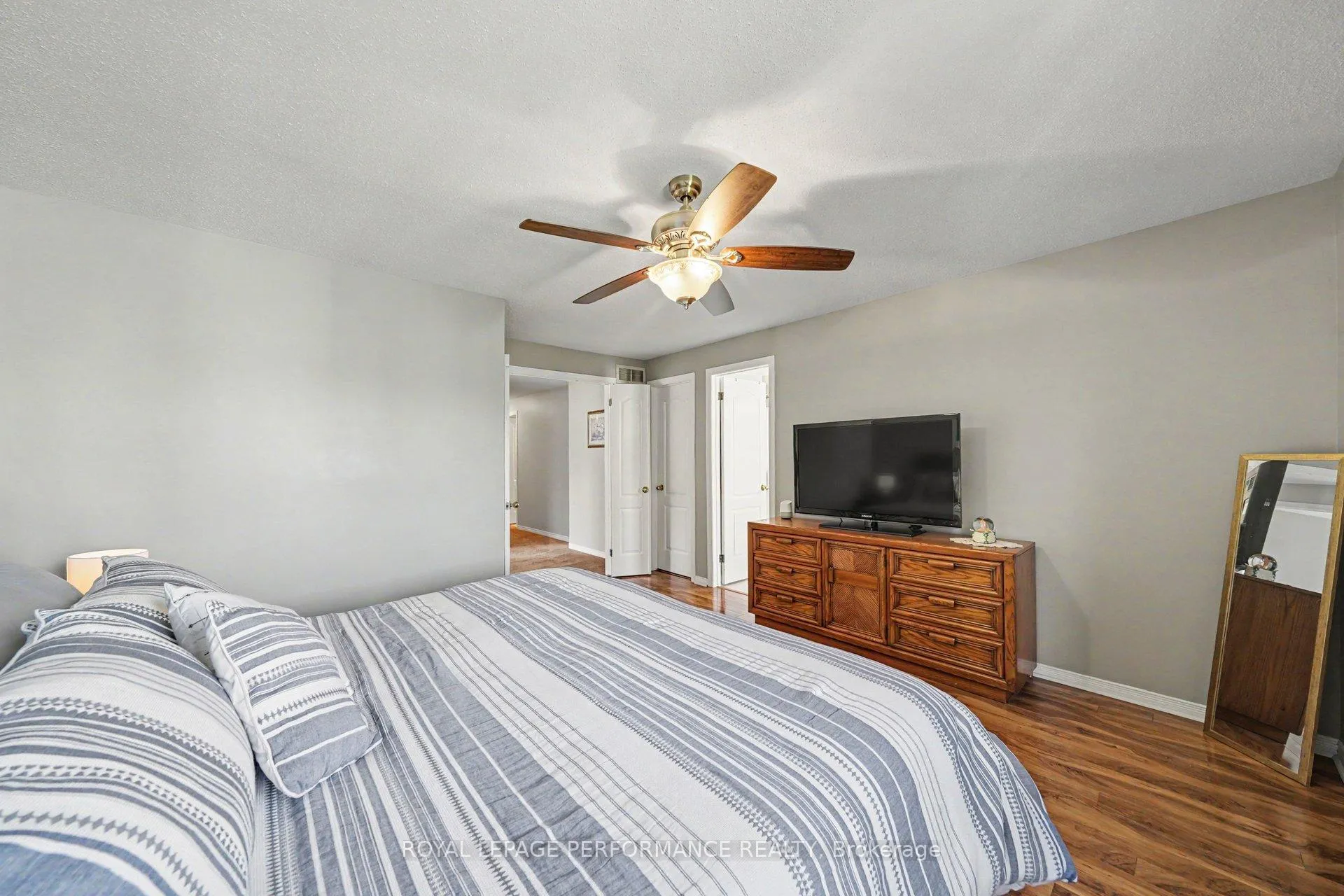 Photo 25 of 6145 Oak Meadows Drive, Ottawa, Chapel Hill — HOMEH