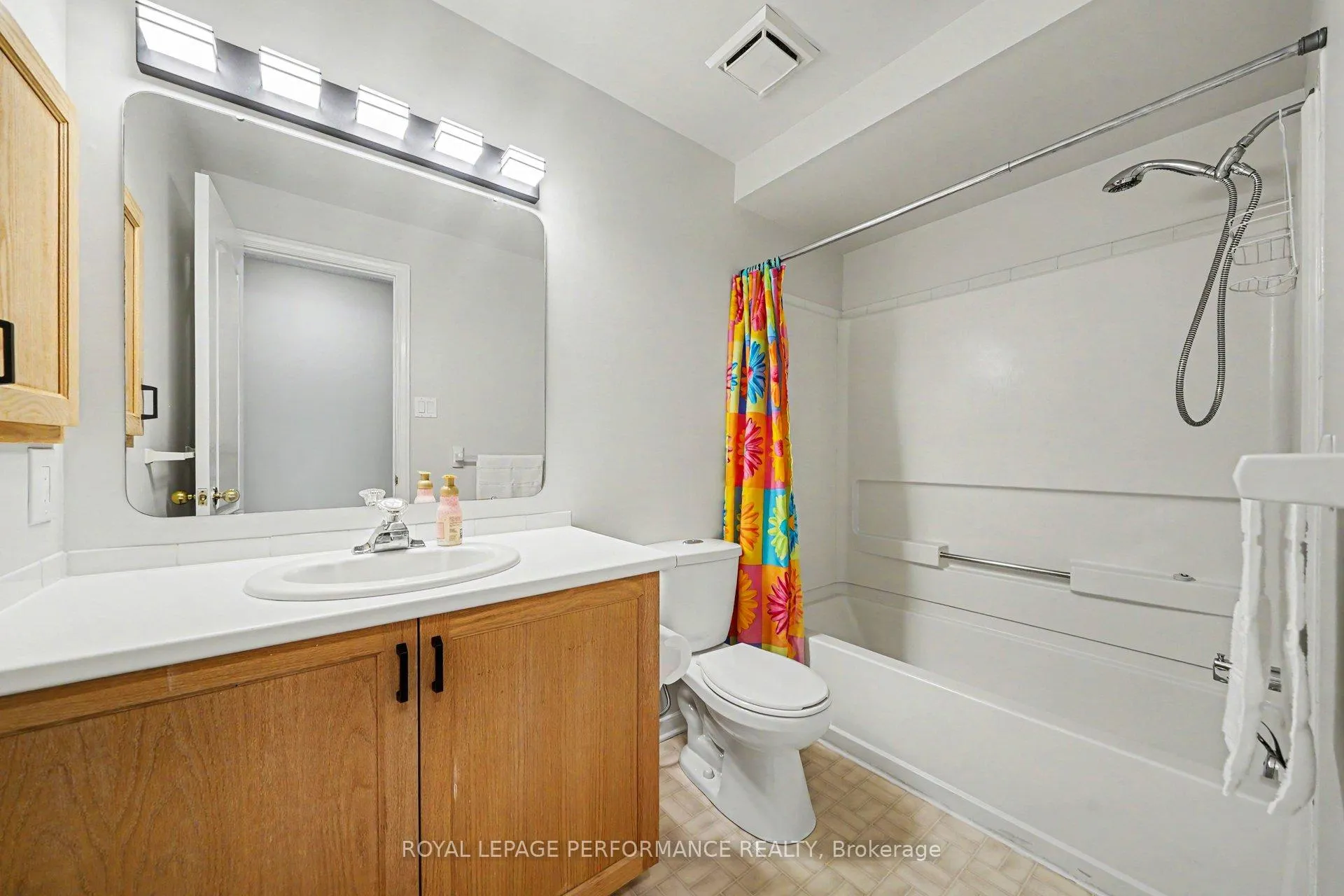Photo 29 of 6145 Oak Meadows Drive, Ottawa, Chapel Hill — HOMEH