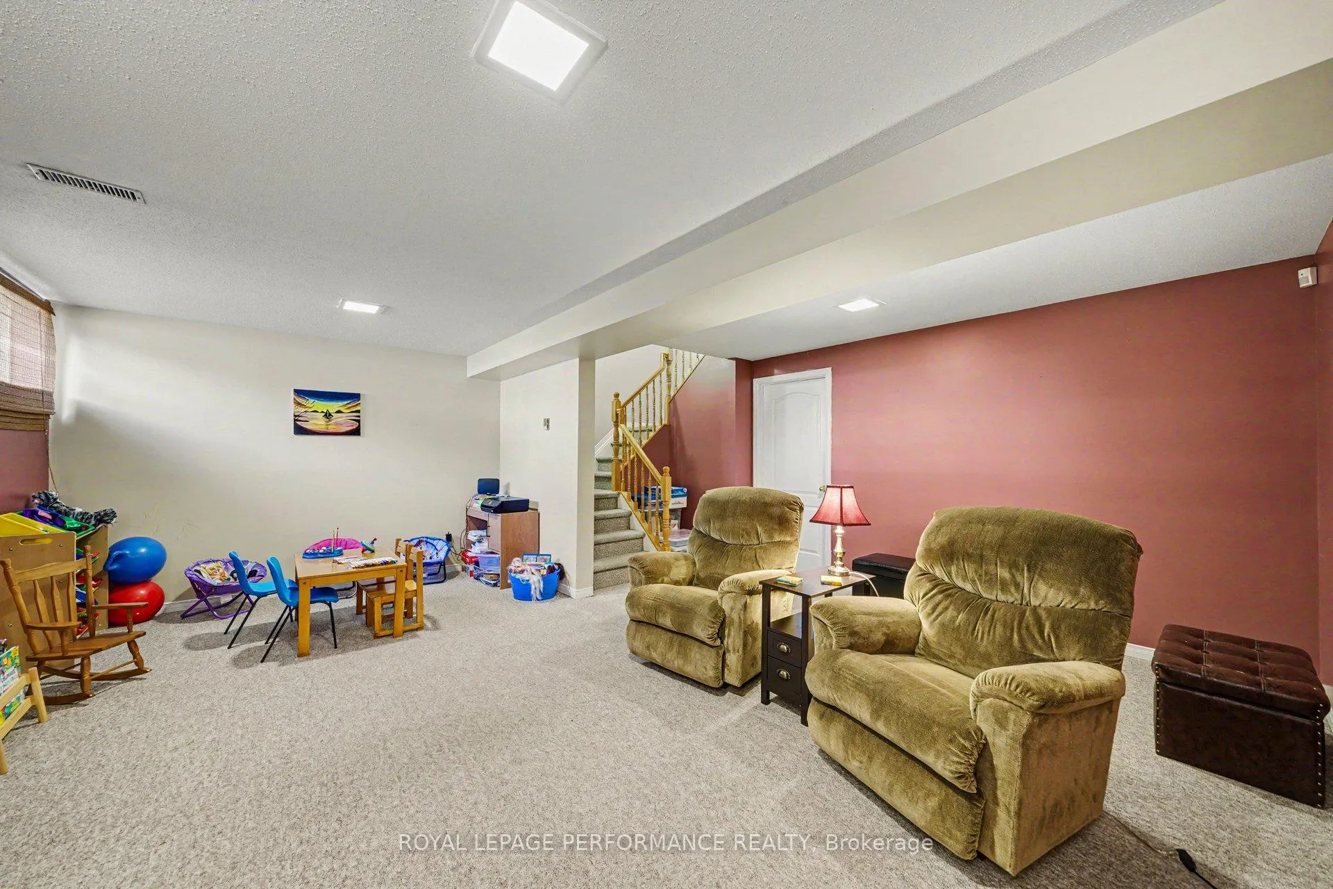 Photo 30 of 6145 Oak Meadows Drive, Ottawa, Chapel Hill — HOMEH