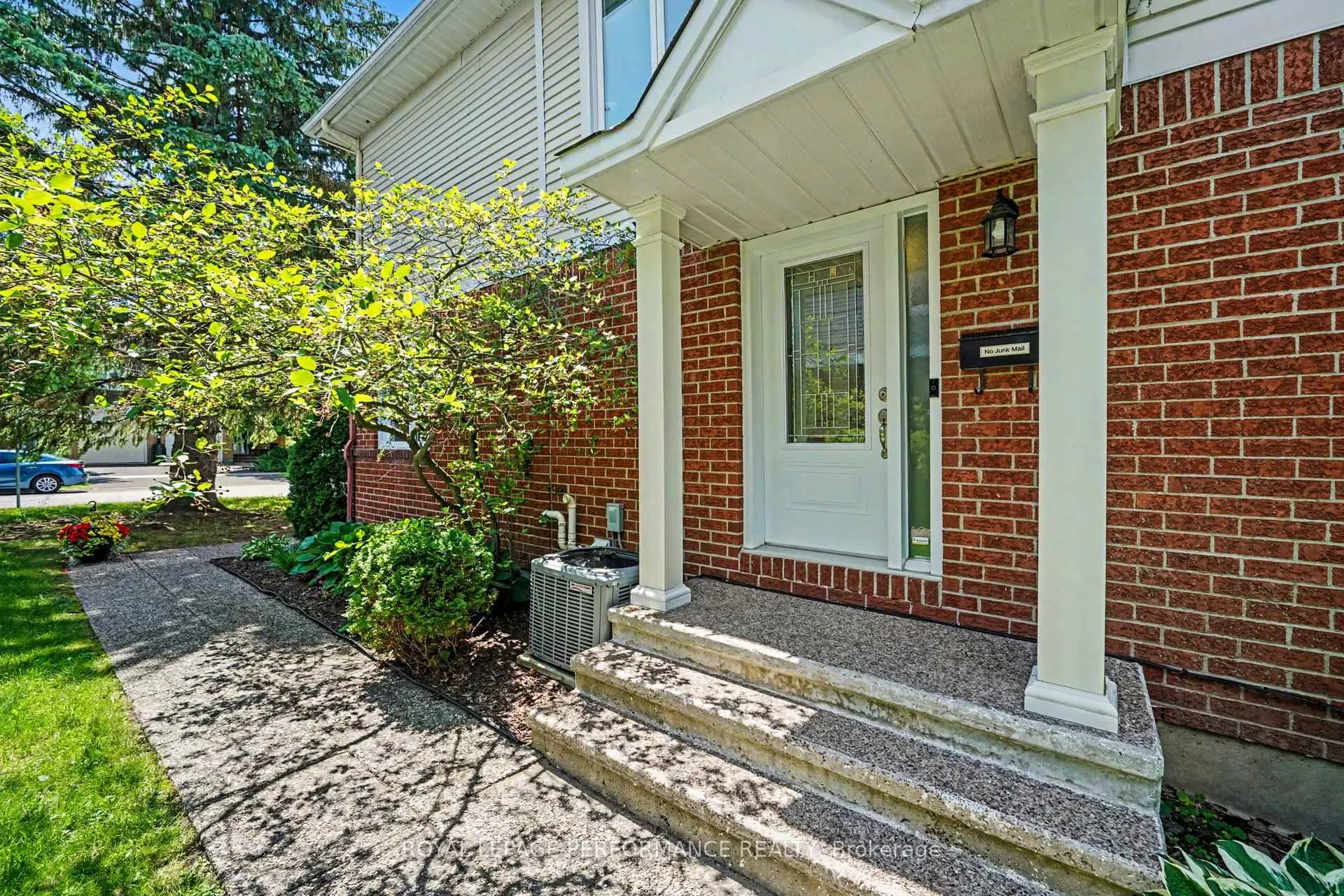 Photo 35 of 6145 Oak Meadows Drive, Ottawa, Chapel Hill — HOMEH