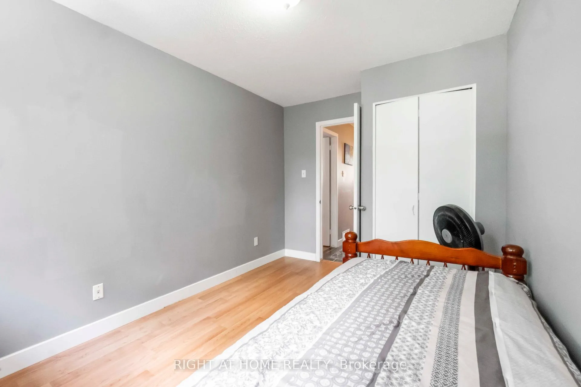 Photo 17 of Unit 3, 21 Midland Crescent, Ottawa, Arlington Woods — HOMEH