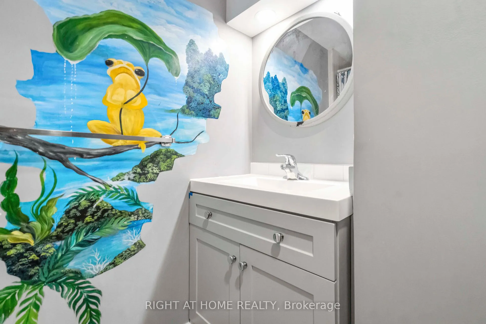 Photo 25 of Unit 3, 21 Midland Crescent, Ottawa, Arlington Woods — HOMEH