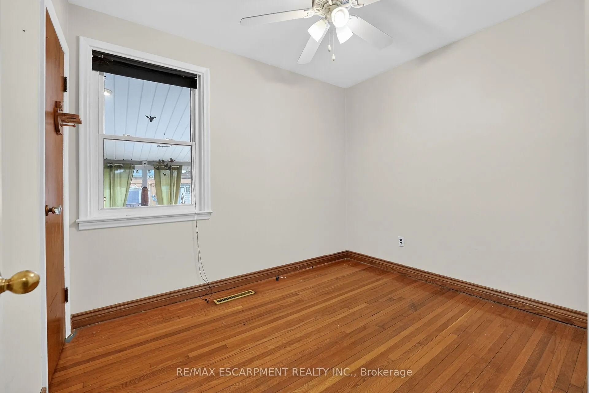 Photo 14 of 117 Stewartdale Avenue, Hamilton, Rosedale — HOMEH