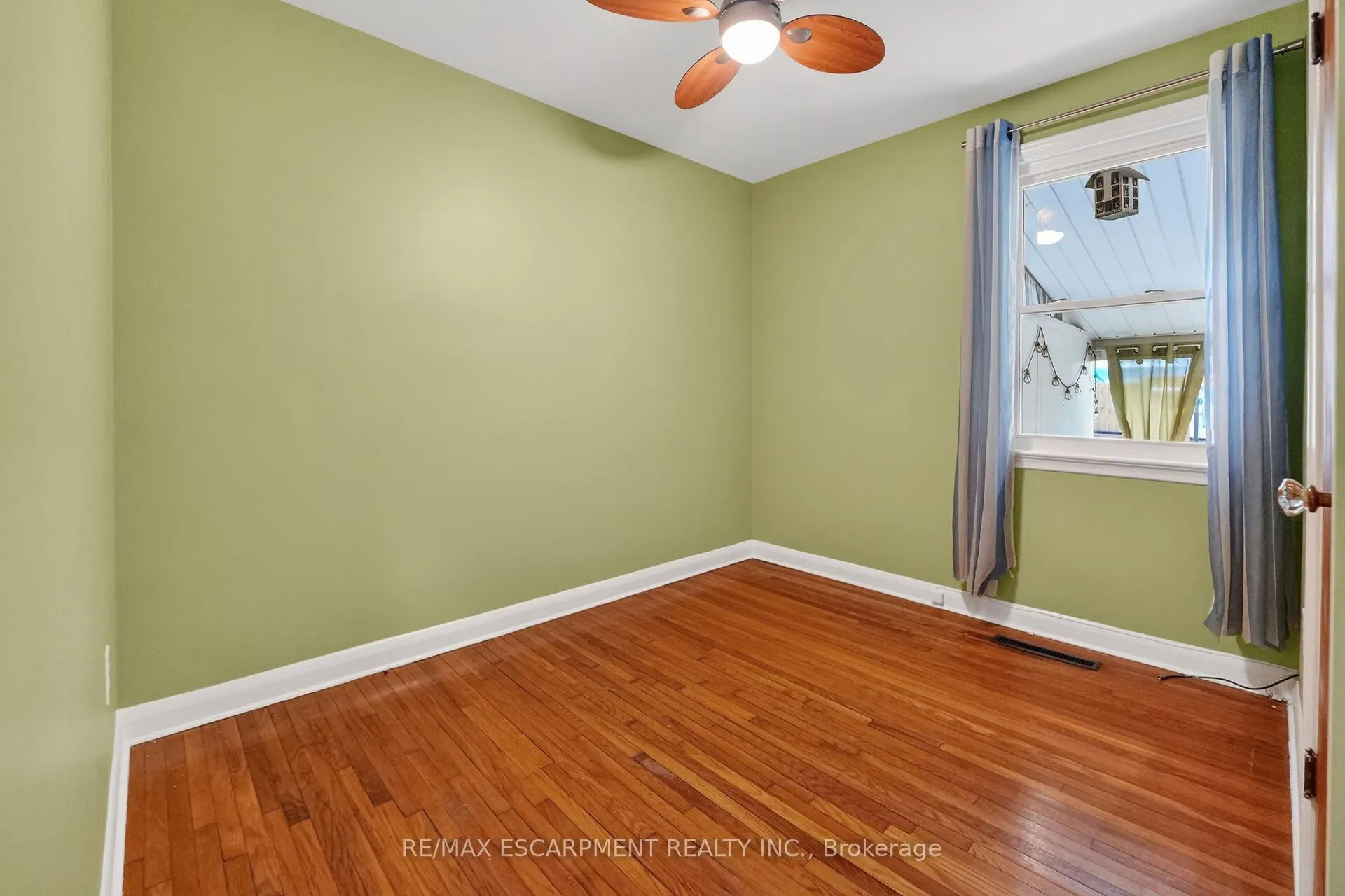 Photo 18 of 117 Stewartdale Avenue, Hamilton, Rosedale — HOMEH