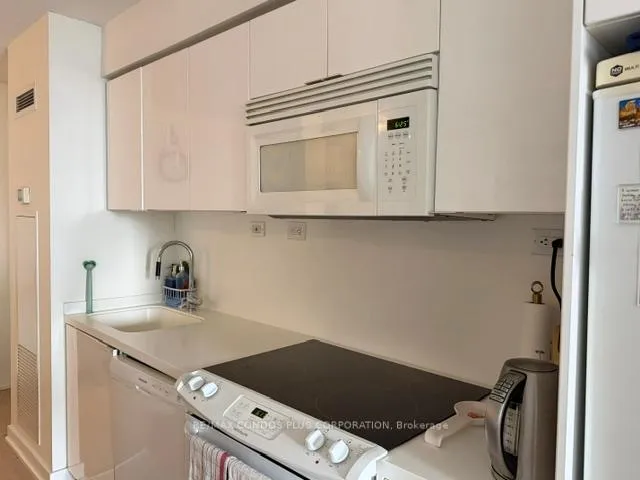 Photo 9 of Unit 1702, 10 Capreol Court, Toronto, Waterfront Communities — HOMEH