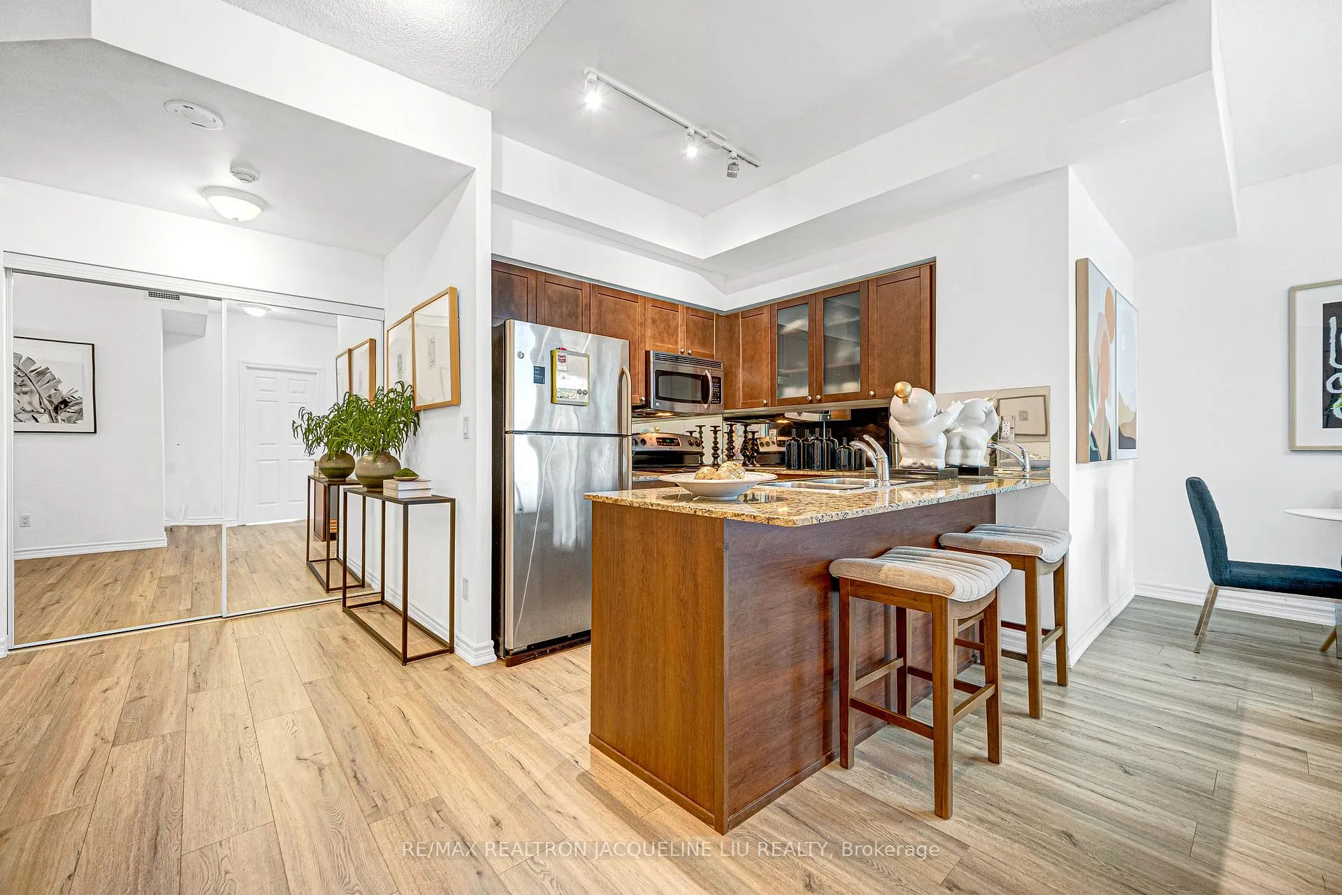 Photo 15 of Unit 3602, 761 Bay Street, Toronto, Bay Street Corridor — HOMEH