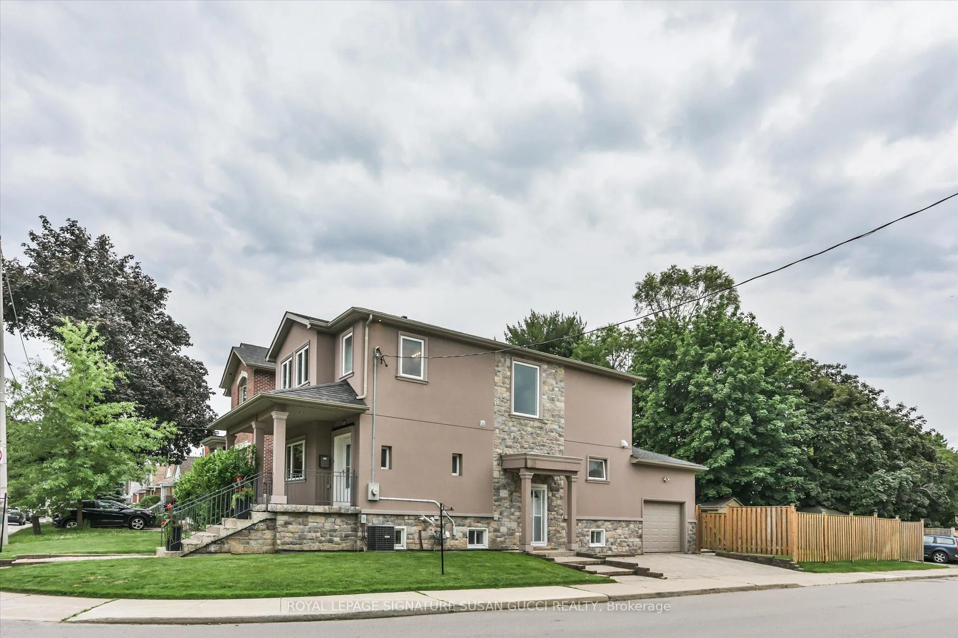 Photo 2 of 122 Cedarcrest Boulevard, Toronto, O'Connor-Parkview — HOMEH